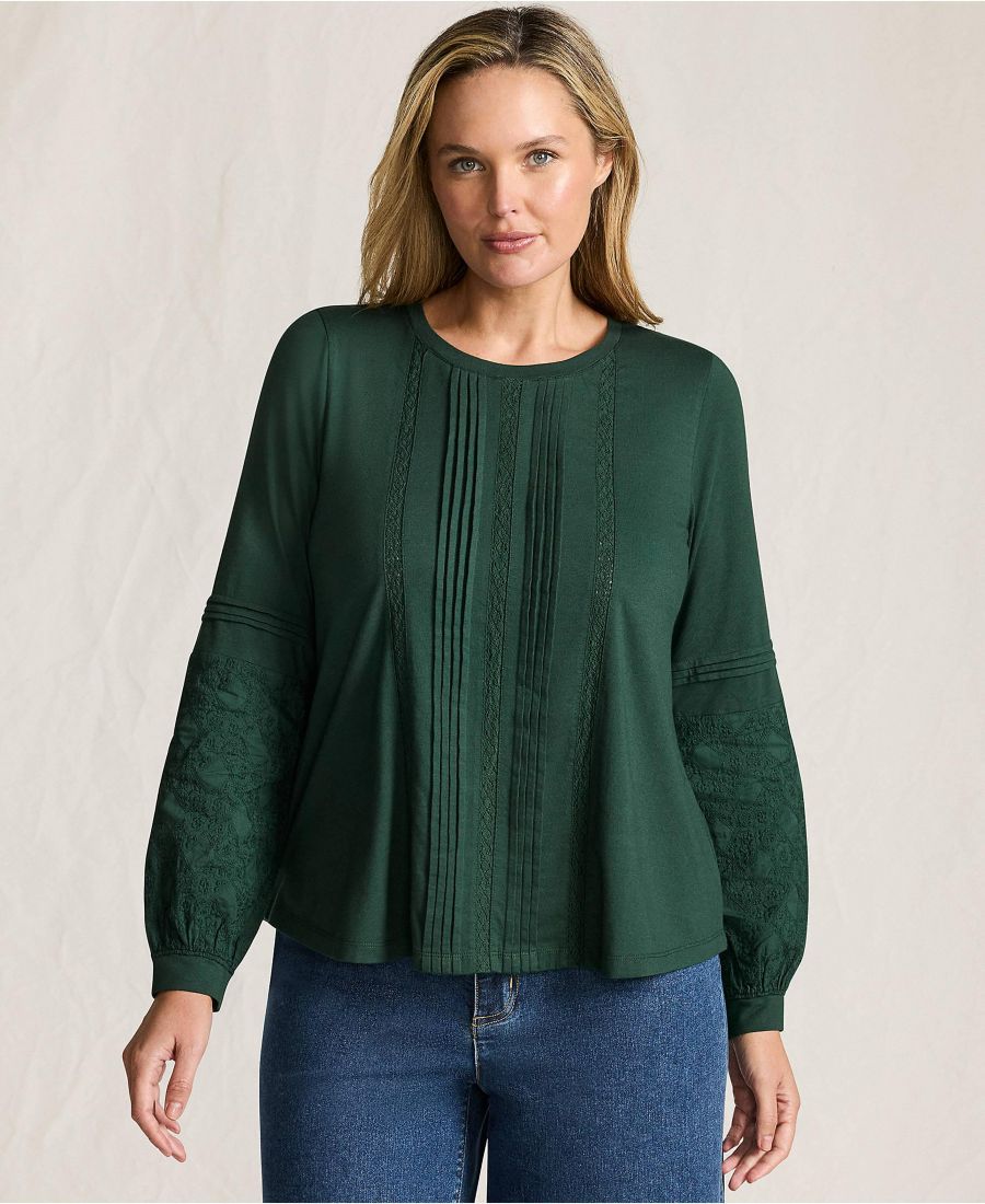 Легкий трикотажный топ больших размеров с кружевом, длинными рукавами и складками Lands' End, Pine valley
Легкий трикотажный топ больших размеров с кружевом, длинными рукавами и складками Lands' End, Pine valley
