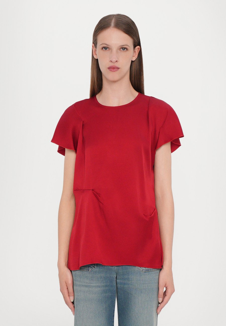 Блуза Victoria Beckham DRAPED PLEAT DETAIL, Rose/Red
Блуза Victoria Beckham DRAPED PLEAT DETAIL, Rose/Red