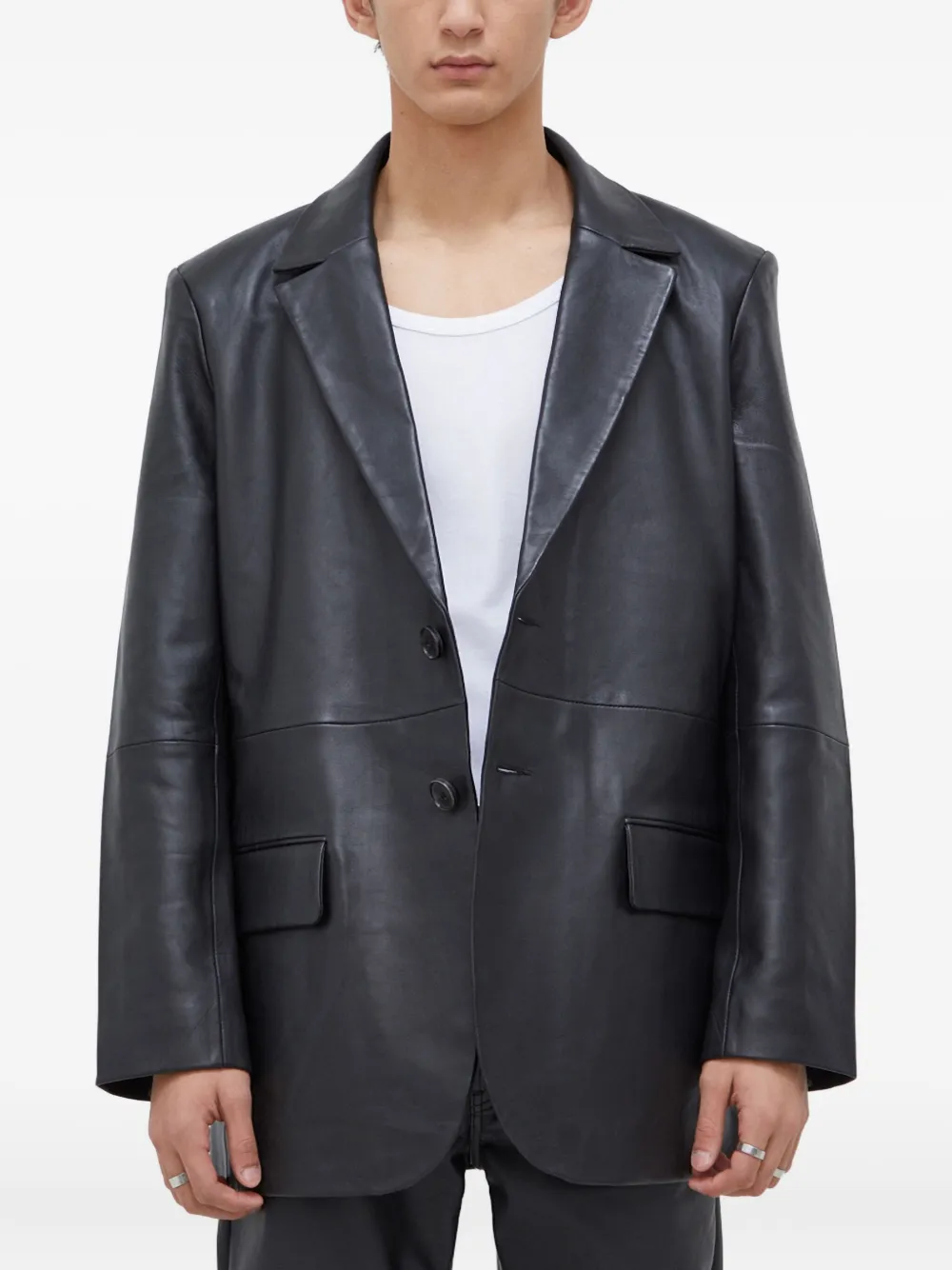 Кожаная куртка с карманами на пуговицах Won Hundred, черный
Кожаная куртка с карманами на пуговицах Won Hundred, черный