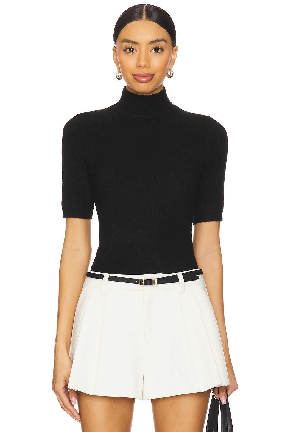 Пушистый трикотажный топ yuna Ser.O.Ya, черный
Пушистый трикотажный топ yuna Ser.O.Ya, черный