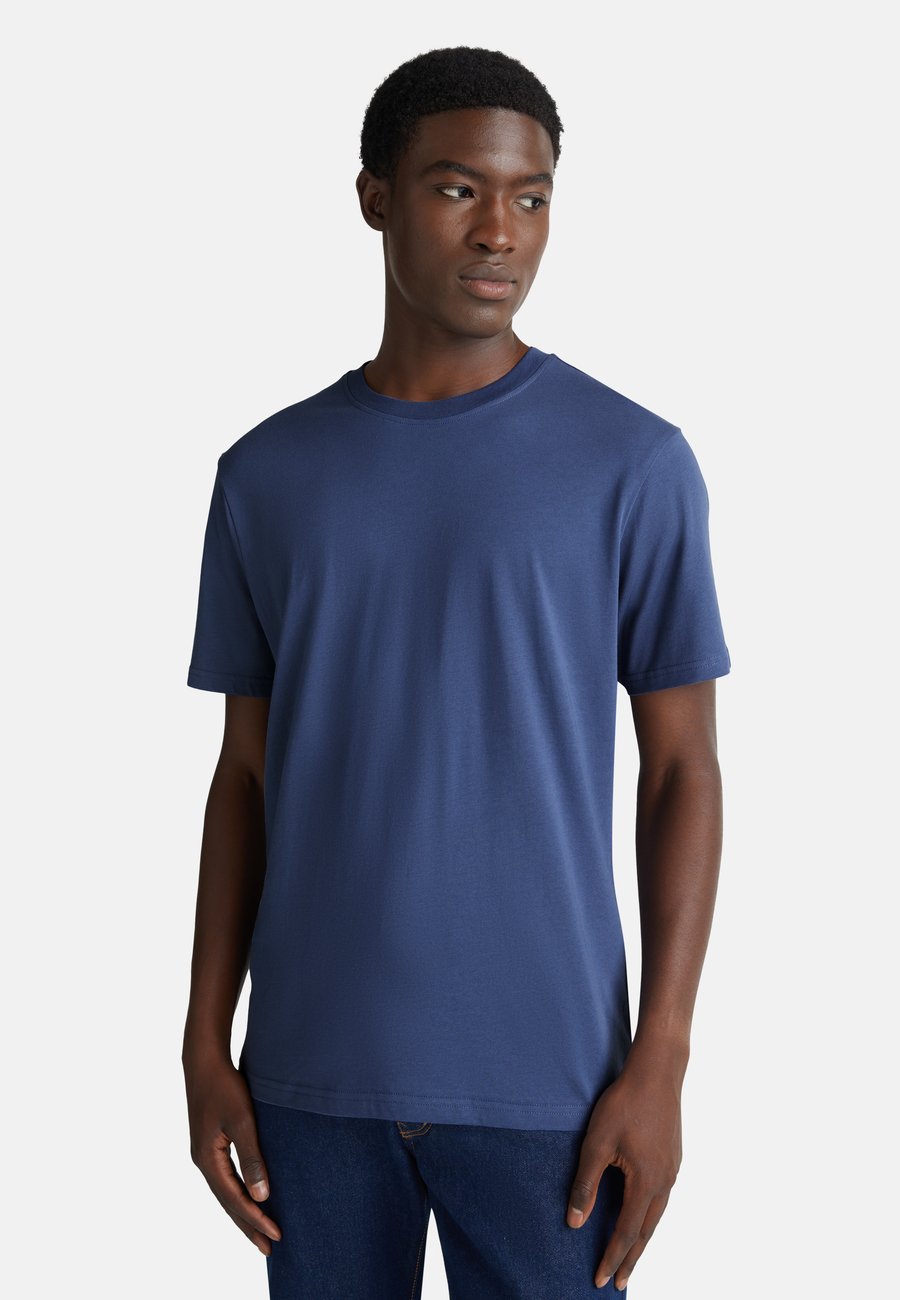 Футболка United Colors of Benetton Basic T-shirt, Blue
Футболка United Colors of Benetton Basic T-shirt, Blue