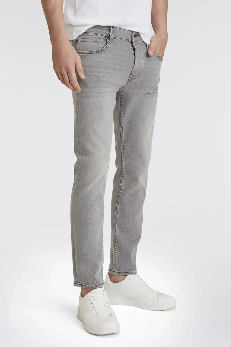 Джинсы с 5 карманами Marc O'Polo "SJÖBO shape", цвет Light Grey Wash
Джинсы с 5 карманами Marc O'Polo "SJÖBO shape", цвет Light Grey Wash