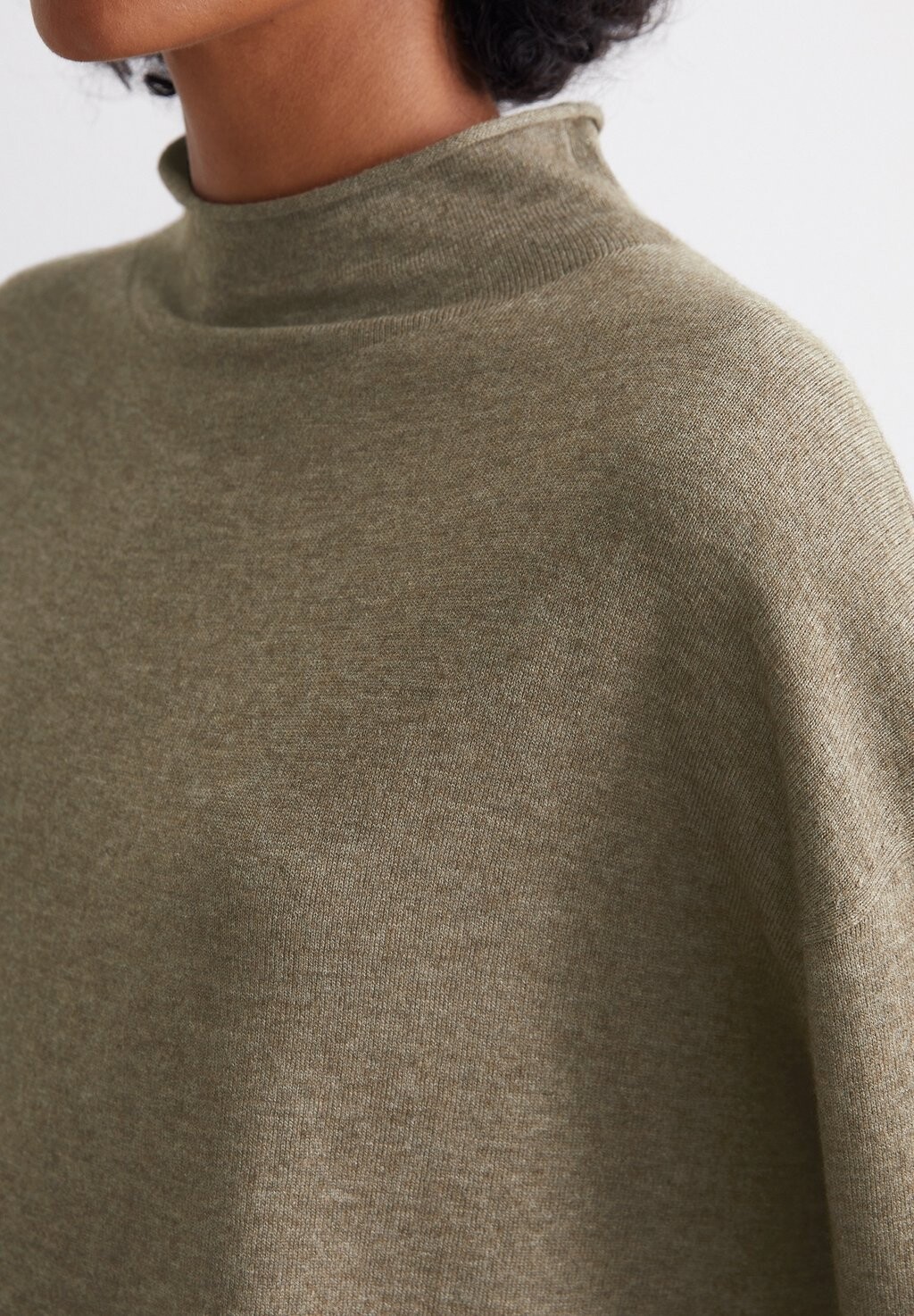 Джемпер AUS SOFTEM -MIX Marc O'Polo, темно-коричневый
Джемпер AUS SOFTEM -MIX Marc O'Polo, темно-коричневый