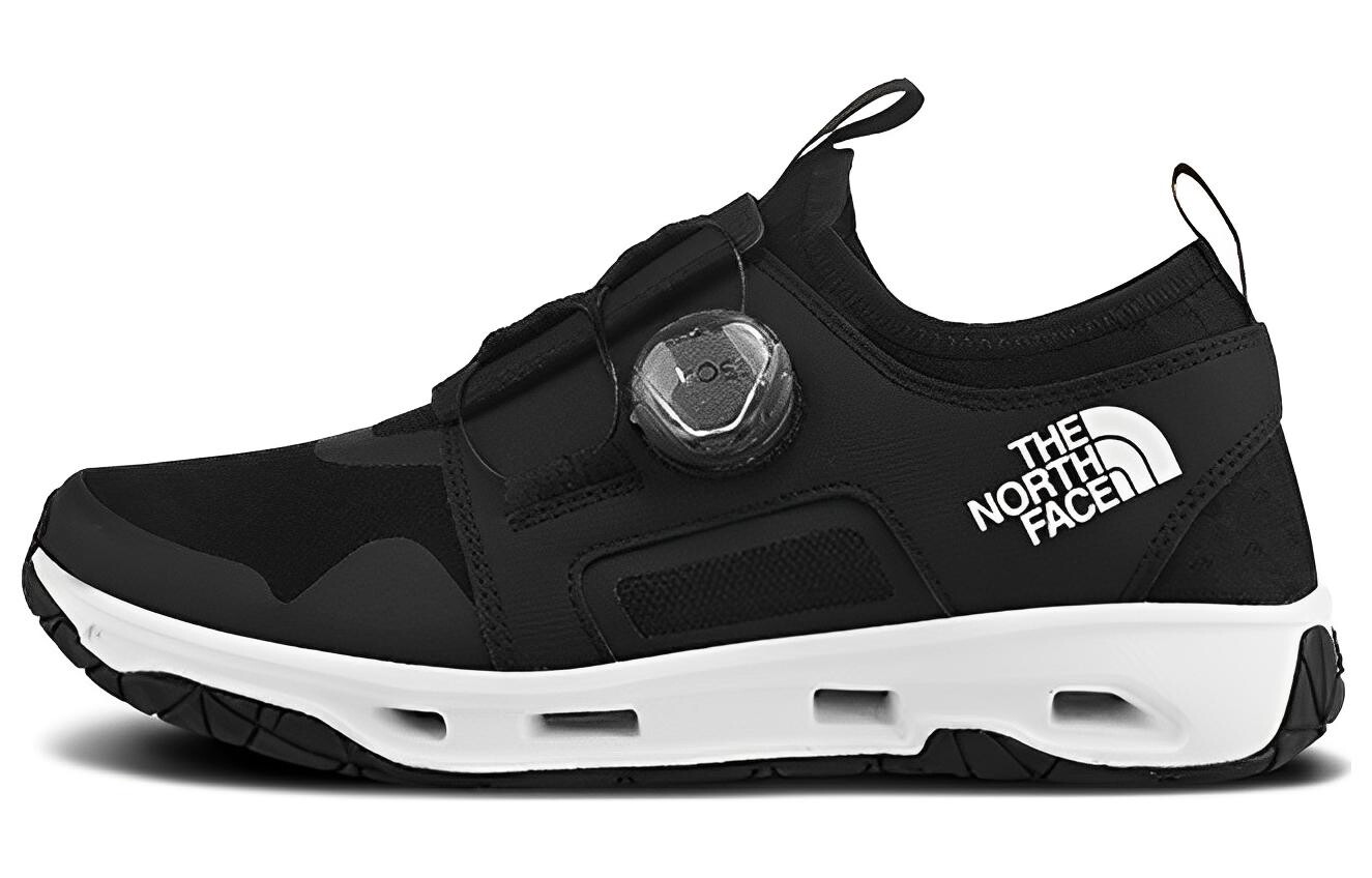 SKAGIT Кроссовки женские низкие черные/белые The North Face
SKAGIT Кроссовки женские низкие черные/белые The North Face