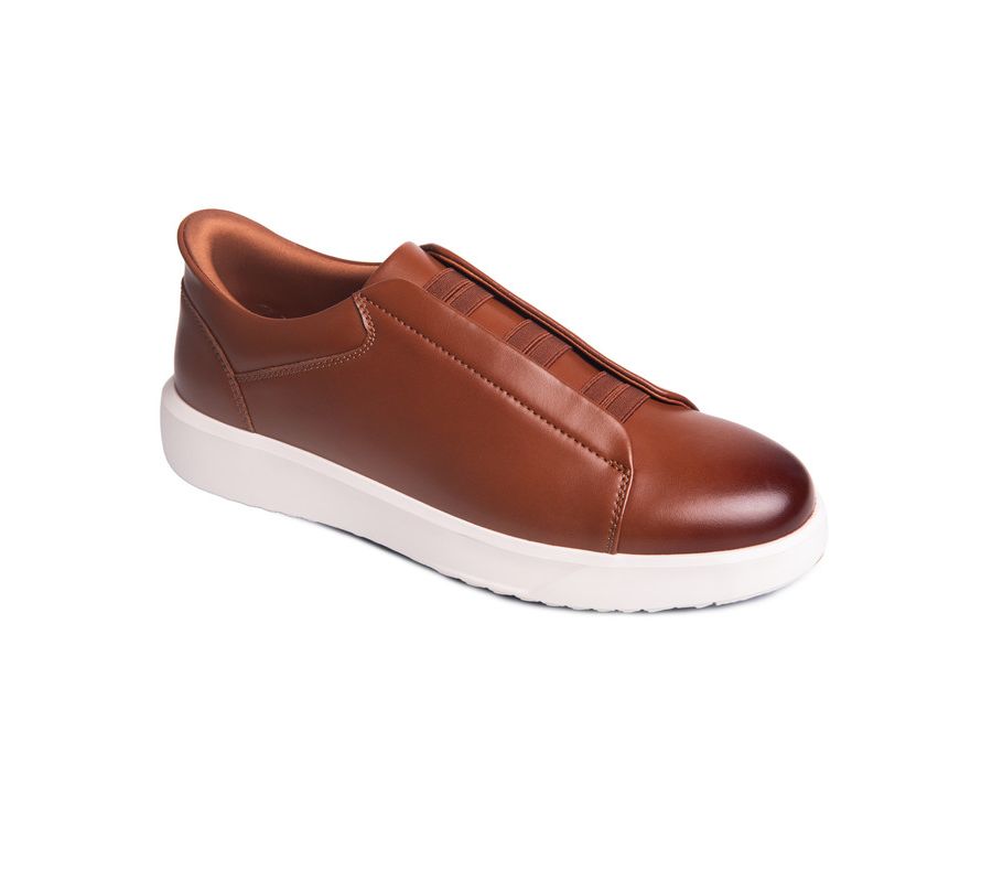 Мужские легкие кроссовки Allen St Hands-Free Slip On Technology Marc Joseph New York, Cognac napa leather
Мужские легкие кроссовки Allen St Hands-Free Slip On Technology Marc Joseph New York, Cognac napa leather
