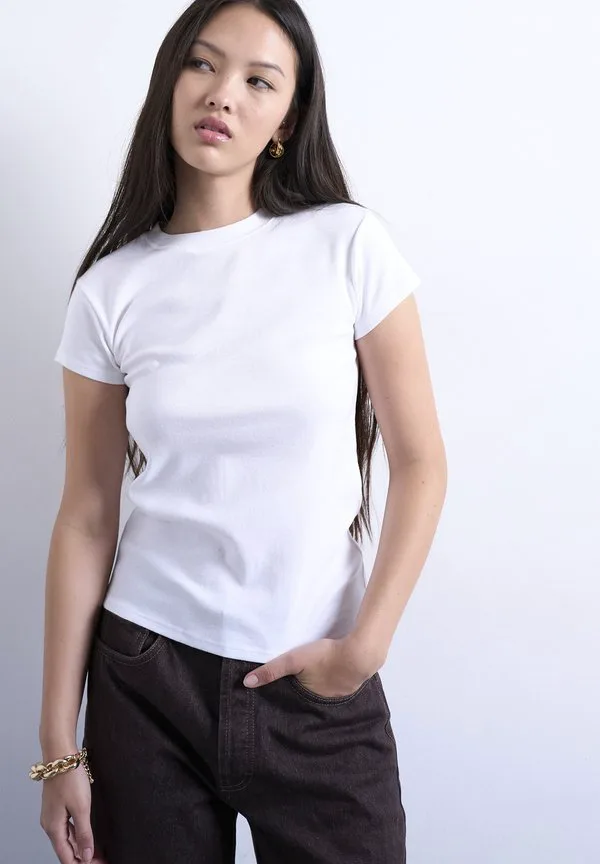 Повседневная футболка top noos basic Topshop, Snow White
Повседневная футболка top noos basic Topshop, Snow White