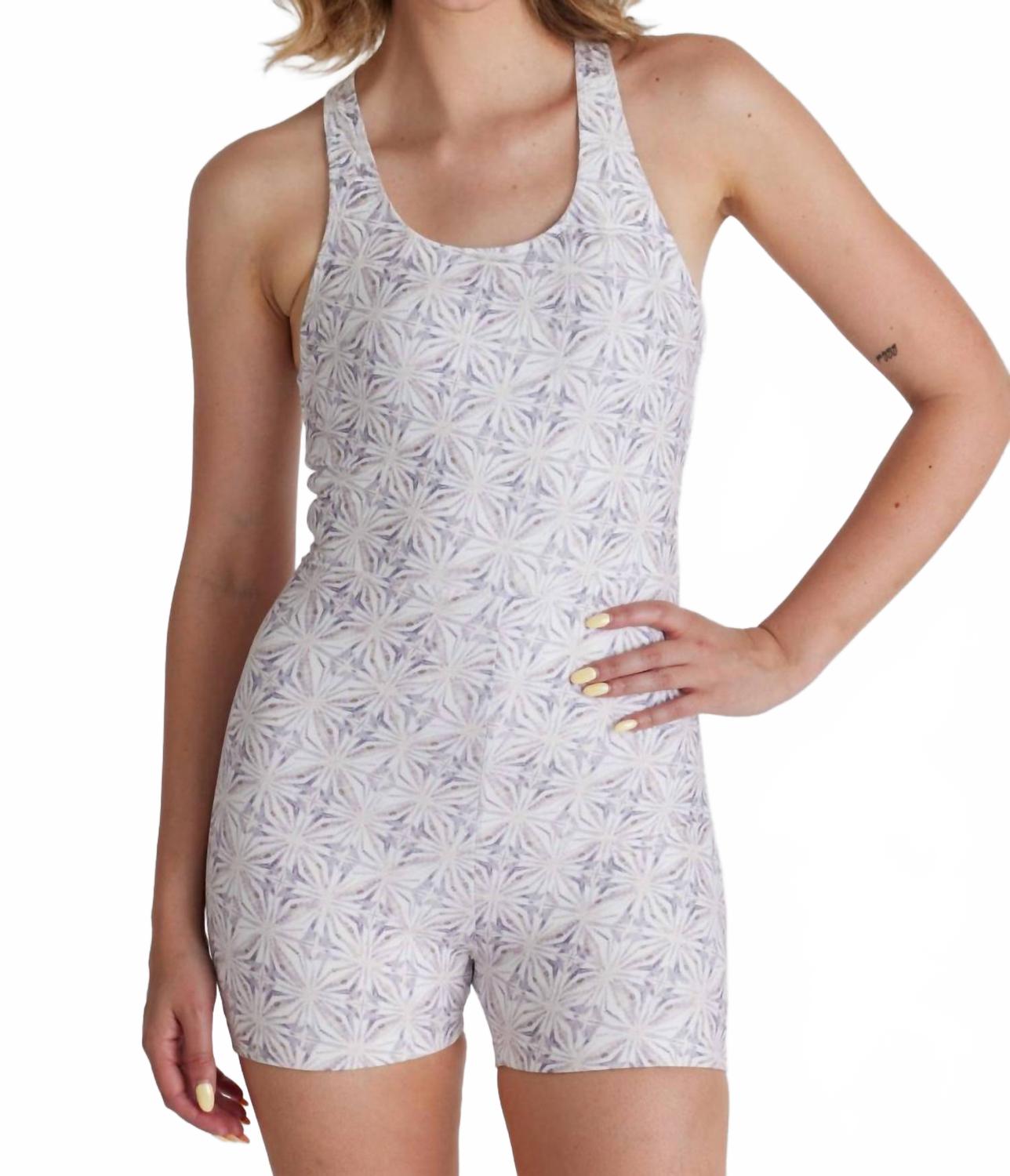 Гармония Активные Комбинезоны в белом WOLVEN
Гармония Активные Комбинезоны в белом WOLVEN