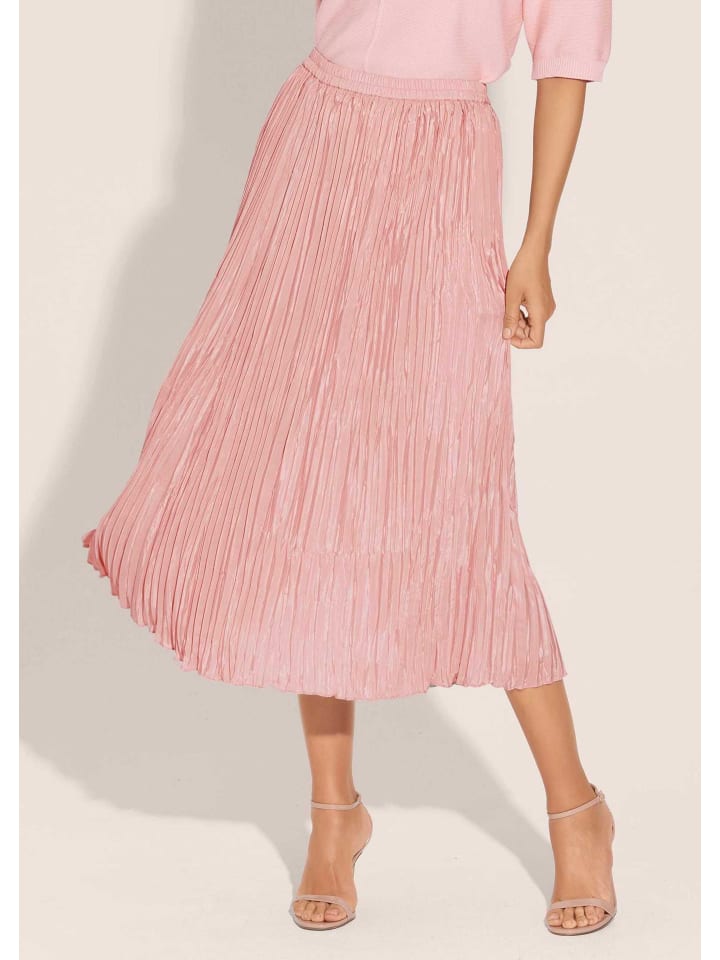 MADELEINE Длинная юбка с жатыми складками нежно-розового цвета
MADELEINE Длинная юбка с жатыми складками нежно-розового цвета