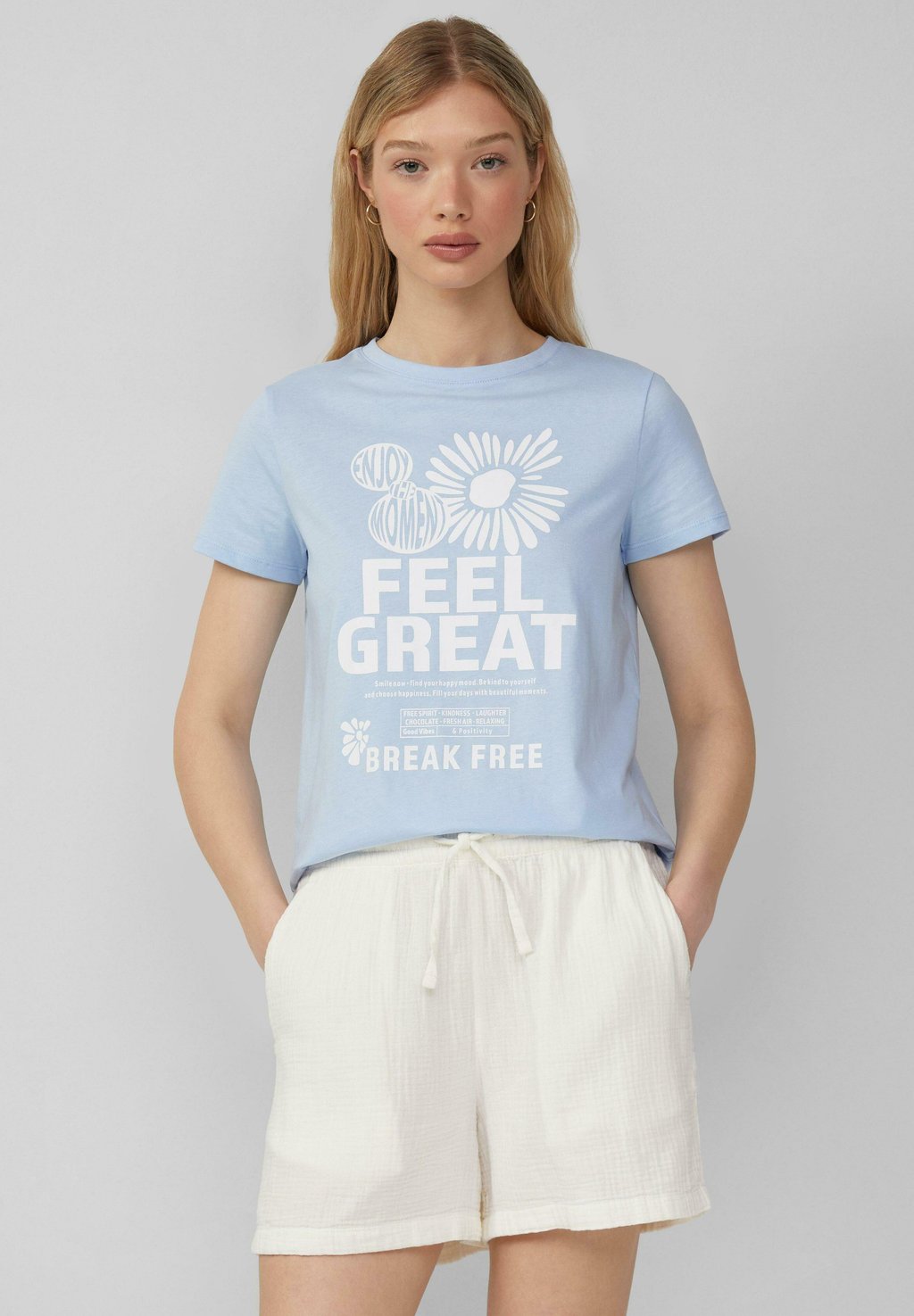 Футболка с принтом MIT FRONTPRINT QS, светло-голубой 
Футболка с принтом MIT FRONTPRINT QS, светло-голубой