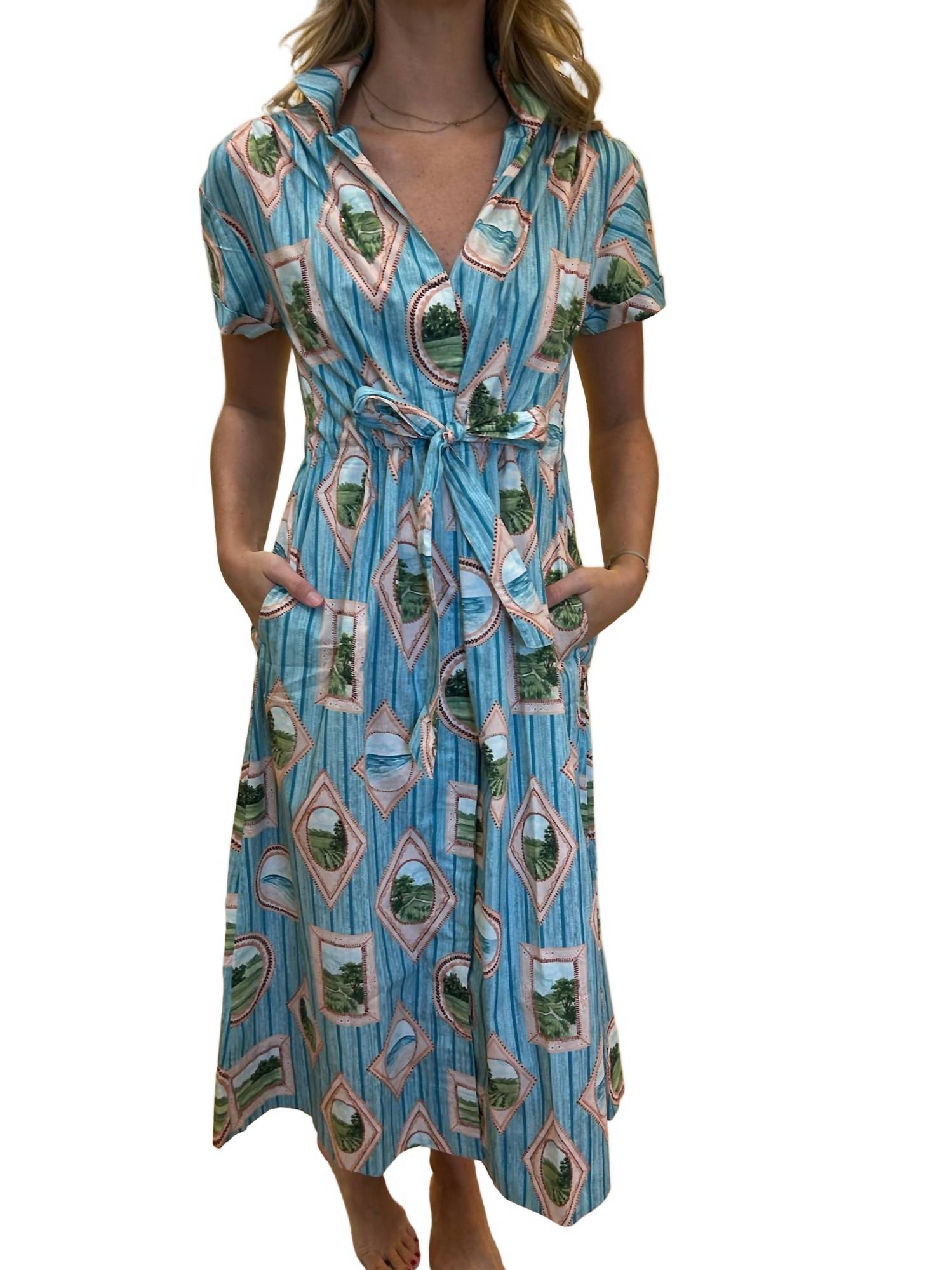 Платье Бриа на фоне итальянских пейзажей в рамке HOLLY SHAE Design, framed italian landscapes
Платье Бриа на фоне итальянских пейзажей в рамке HOLLY SHAE Design, framed italian landscapes