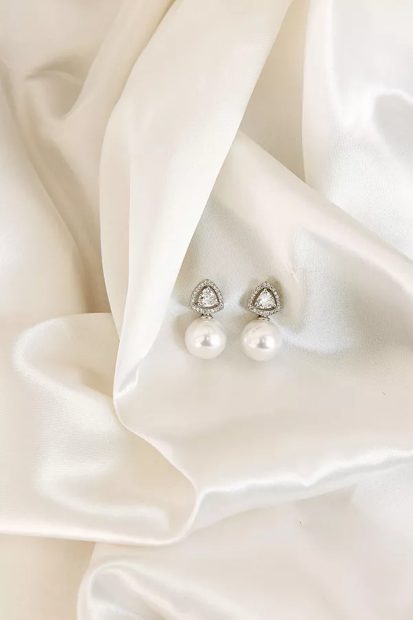 Серьги-Капельки с жемчугом Untamed Petals, silver
Серьги-Капельки с жемчугом Untamed Petals, silver