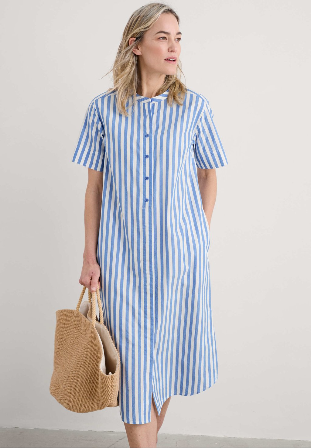 Платье-рубашка HARBOUR MOVEMENT Seasalt Cornwall, синий
Платье-рубашка HARBOUR MOVEMENT Seasalt Cornwall, синий