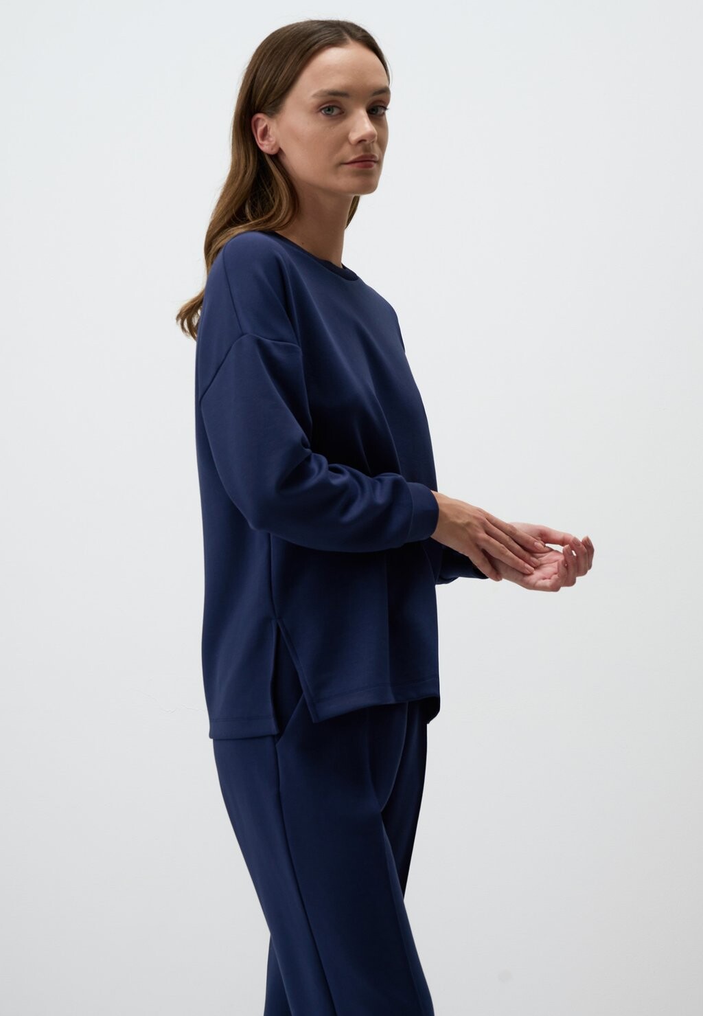 Толстовка CREW NECK LONG SLEEVED Jimmy Key, темно-синий
Толстовка CREW NECK LONG SLEEVED Jimmy Key, темно-синий