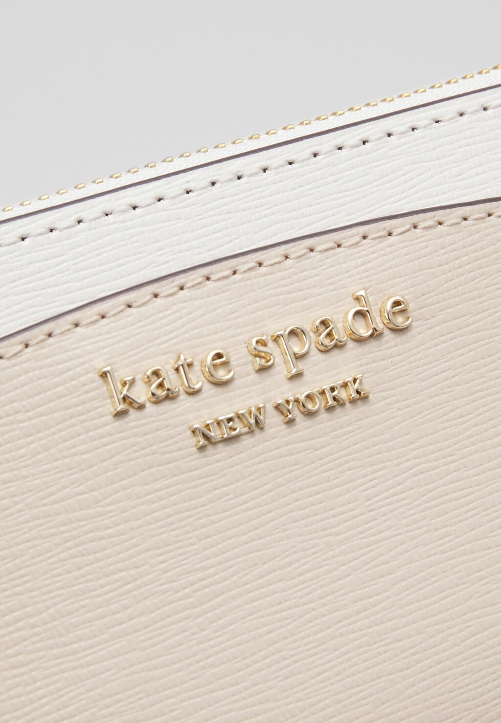 Кошелек Morgan Small Slim Bifold Wallet kate spade new york, горный перевал мульти
Кошелек Morgan Small Slim Bifold Wallet kate spade new york, горный перевал мульти