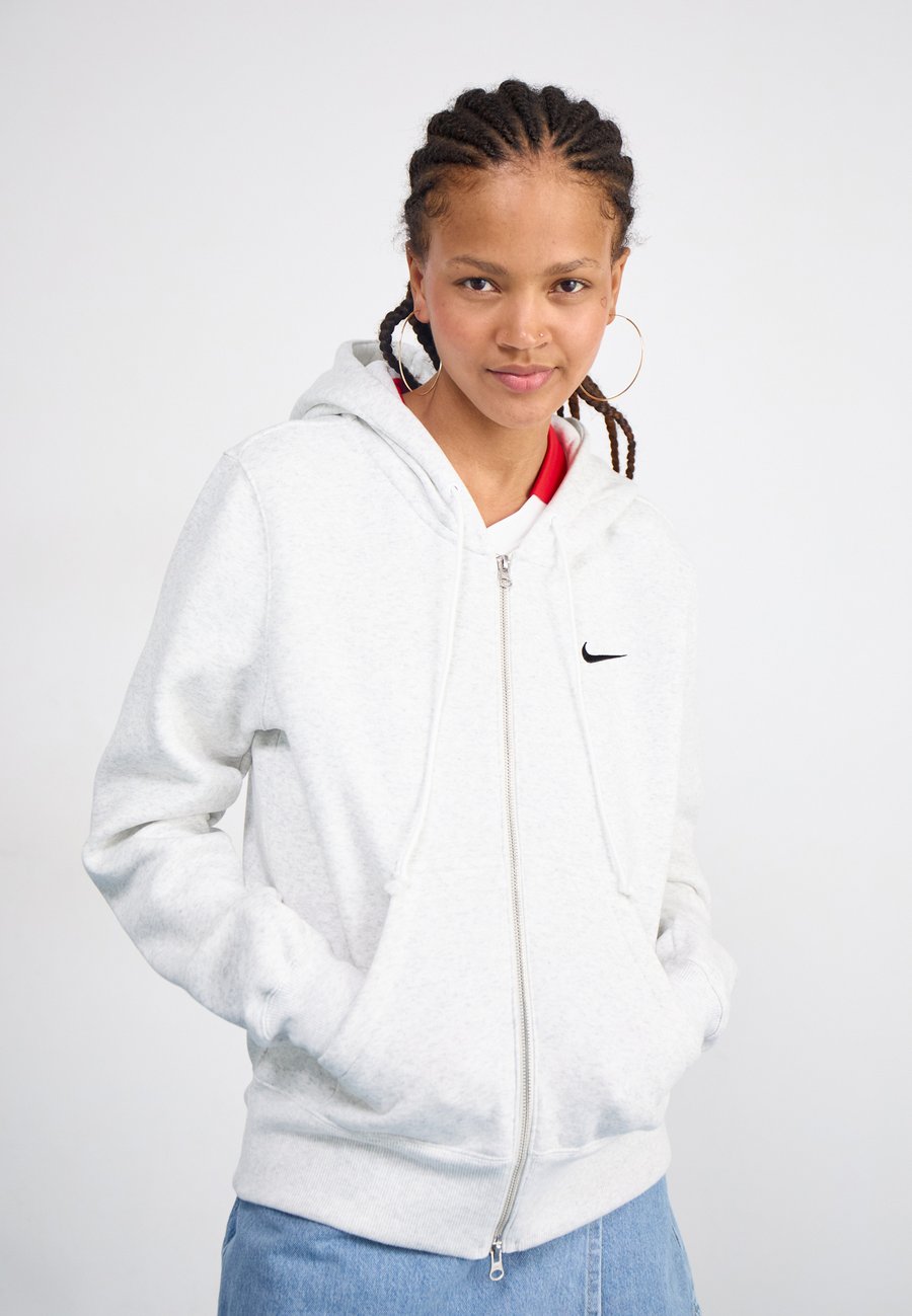 Толстовка Nike Sportswear Zip-up sweatshirt, Birch Heather/Black/Light Grey
Толстовка Nike Sportswear Zip-up sweatshirt, Birch Heather/Black/Light Grey