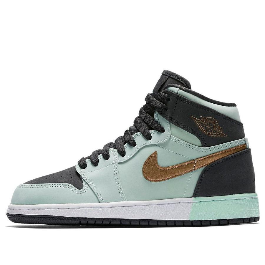 Кроссовки (GS) Air Jordan 1 Retro High 'Mint Foam'
Кроссовки (GS) Air Jordan 1 Retro High 'Mint Foam'