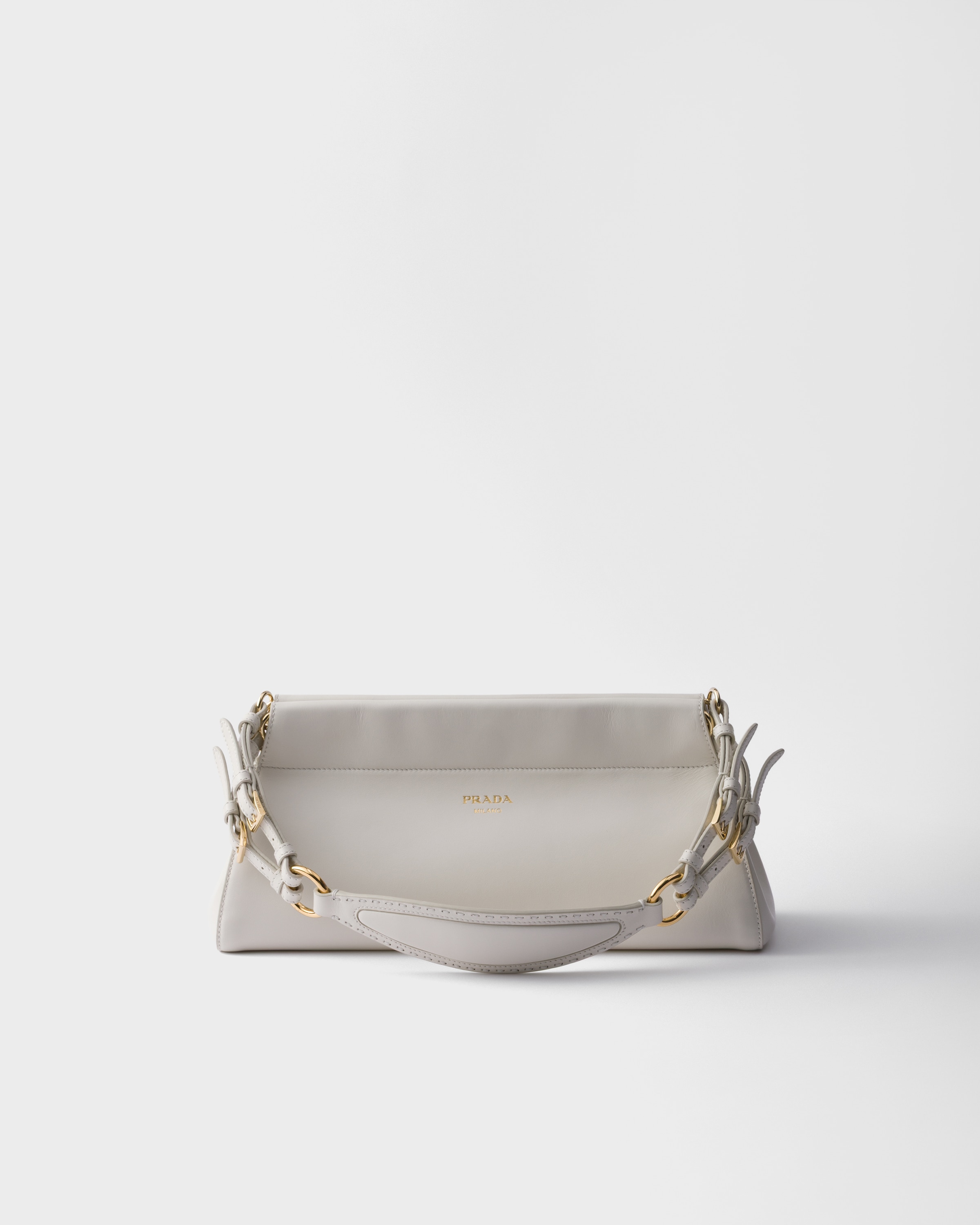 Сумка Prada Enchaîné из кожи средних размеров Prada, белая
Сумка Prada Enchaîné из кожи средних размеров Prada, белая