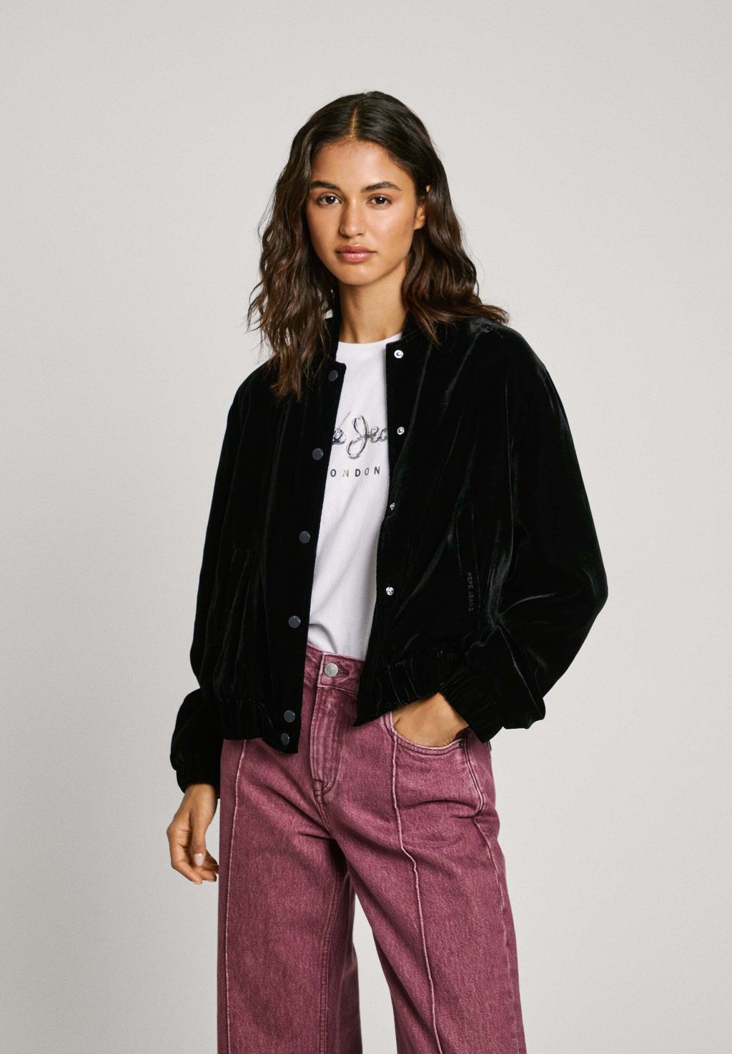 Куртка-бомбер FALLON Pepe Jeans, черный
Куртка-бомбер FALLON Pepe Jeans, черный