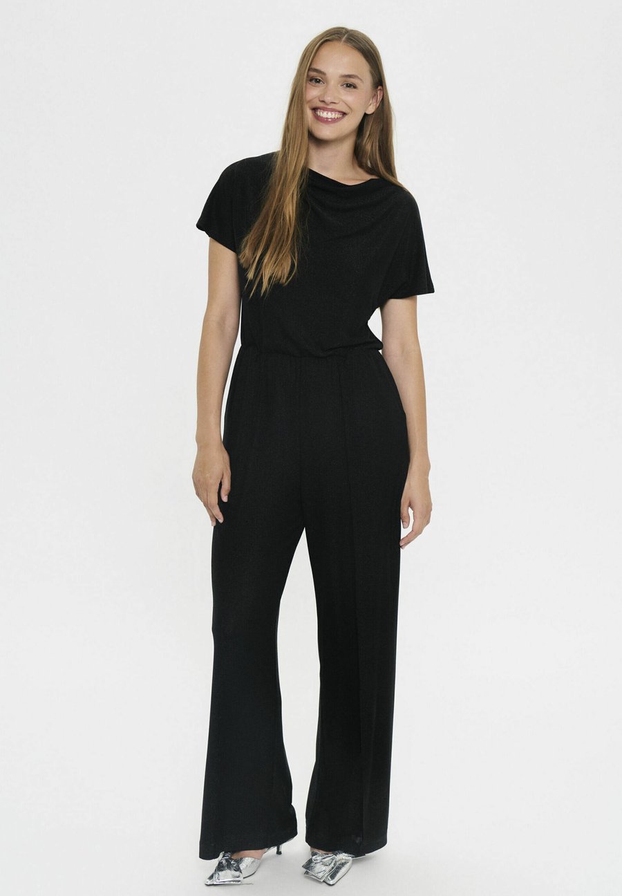 Комбинезон Saint Tropez NORIASZ JUMPSUIT, Black
Комбинезон Saint Tropez NORIASZ JUMPSUIT, Black