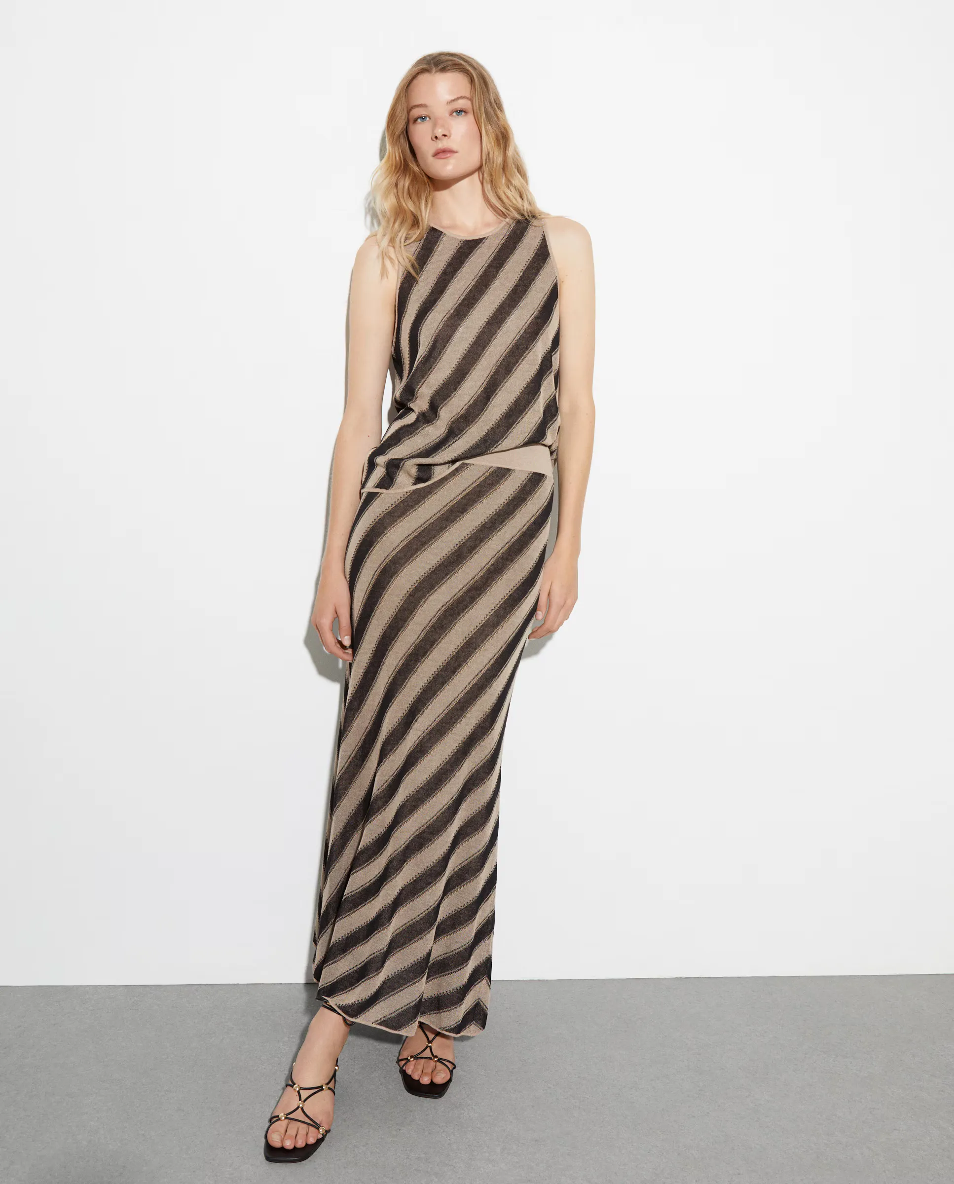 Юбка миди из трикотажа Woman El Corte Inglés, коричневый
Юбка миди из трикотажа Woman El Corte Inglés, коричневый