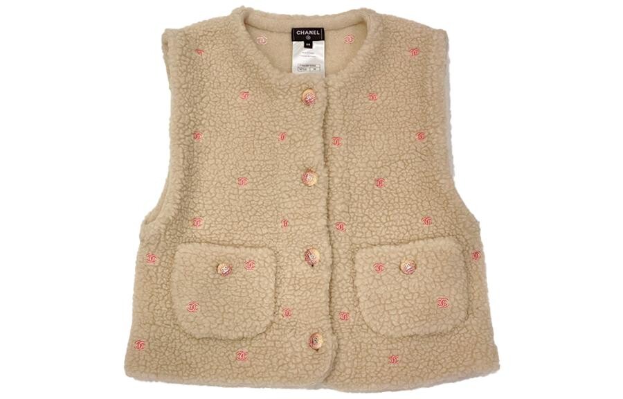 Жилет женский Chanel, коричневый
Жилет женский Chanel, коричневый