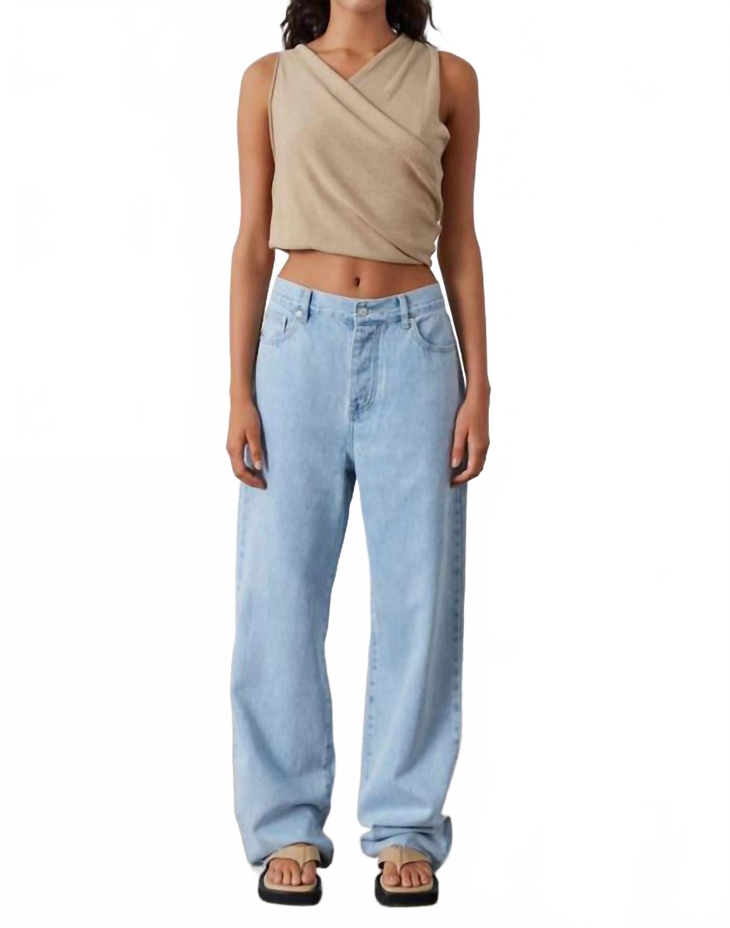 Льняной топ с галстуком в верблюжьем цвете Zulu & Zephyr, коричневый
Льняной топ с галстуком в верблюжьем цвете Zulu & Zephyr, коричневый