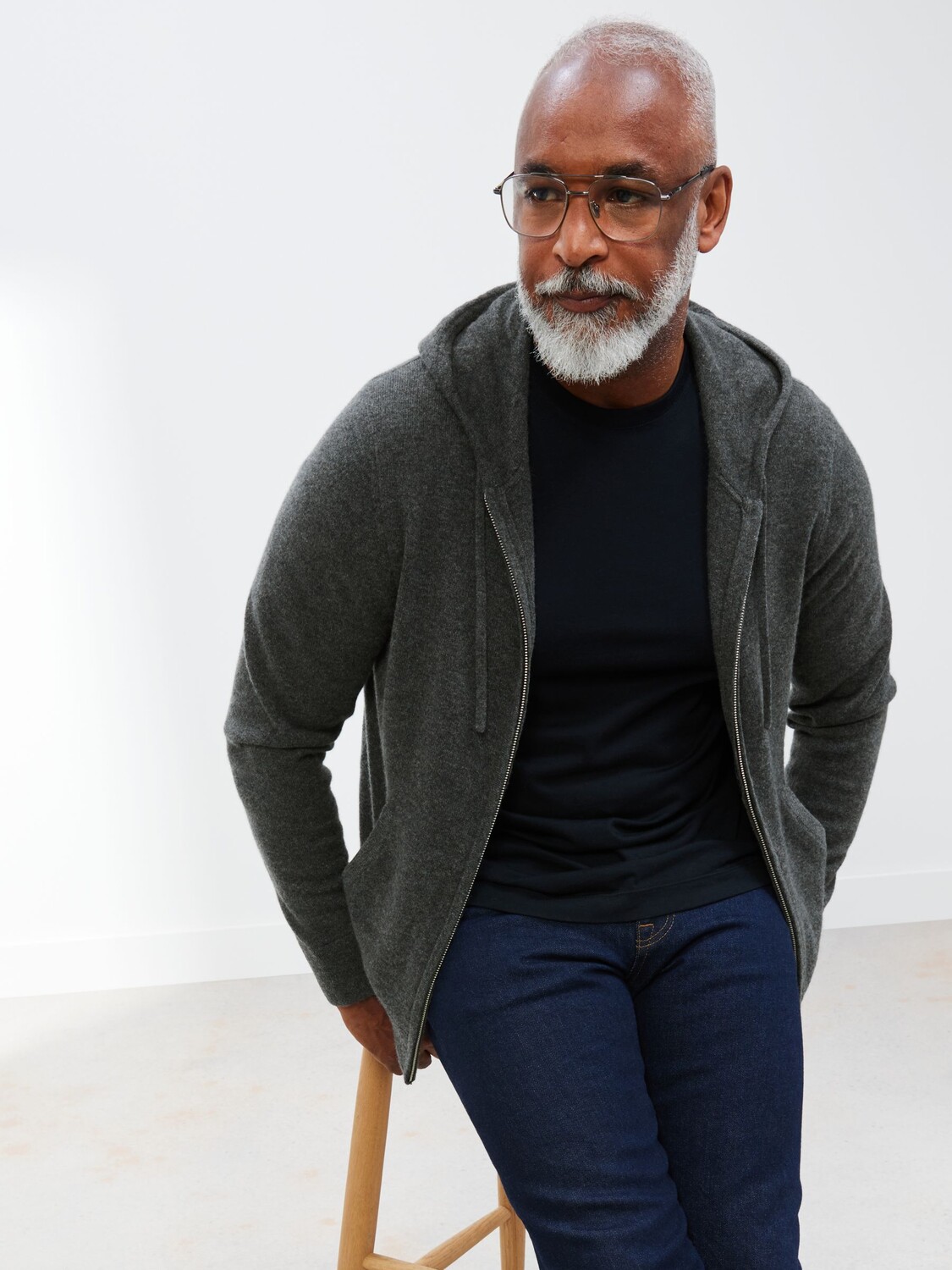 Кашемировая толстовка John Lewis, древесный уголь
Кашемировая толстовка John Lewis, древесный уголь