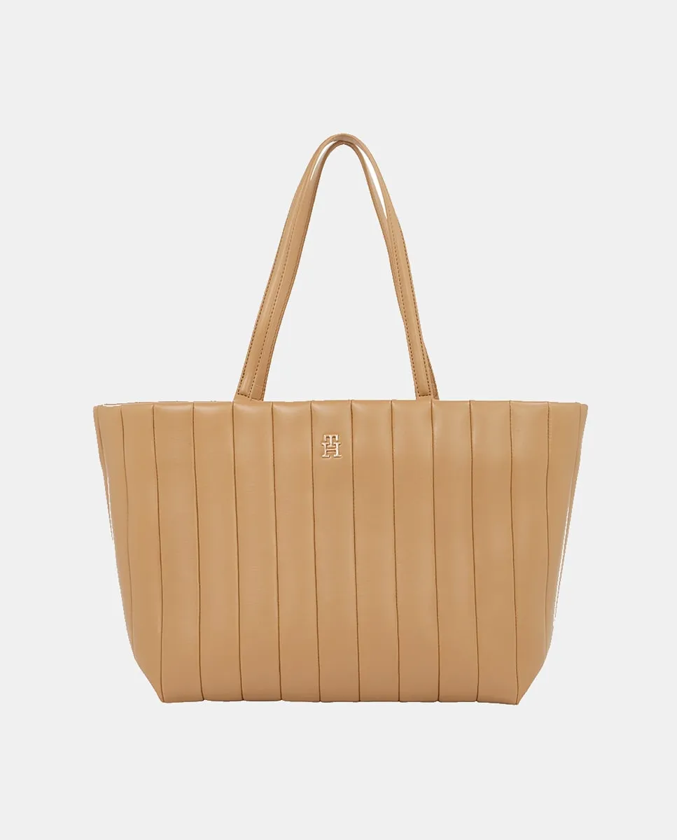 Сумка-тоут цвета верблюжьей шерсти Tommy Hilfiger
Сумка-тоут цвета верблюжьей шерсти Tommy Hilfiger