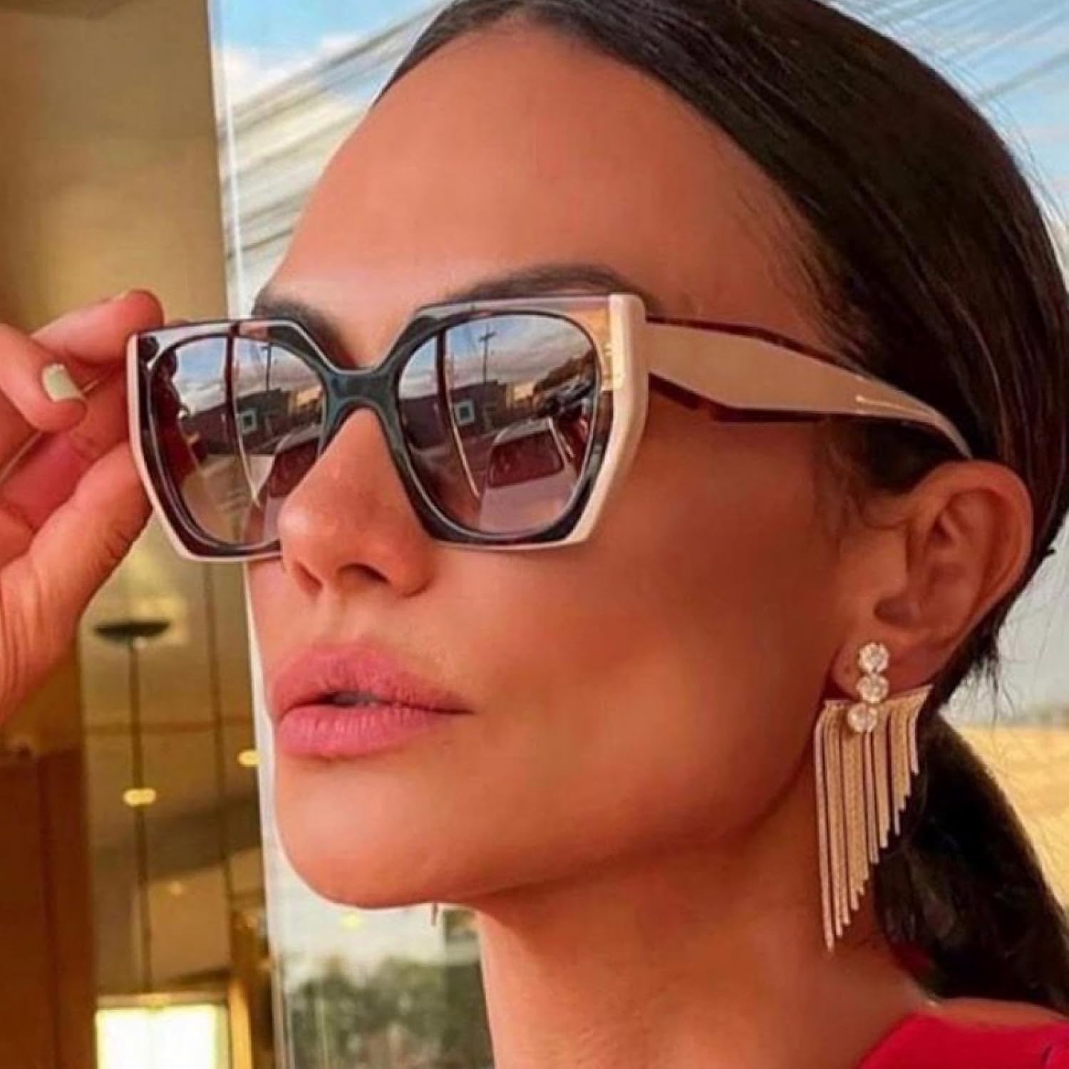 Ретро-солнцезащитные очки «кошачий глаз» с многоугольными линзами, разноцветные, модные женские, с прозрачным градиентом, защита от УФ-излучения UV400, мужские солнцезащитные очки WNCKSQ, Blue Pattern Clear
Ретро-солнцезащитные очки «кошачий глаз» с многоугольными линзами, разноцветные, модные женские, с прозрачным градиентом, защита от УФ-излучения UV400, мужские солнцезащитные очки WNCKSQ, Blue Pattern Clear