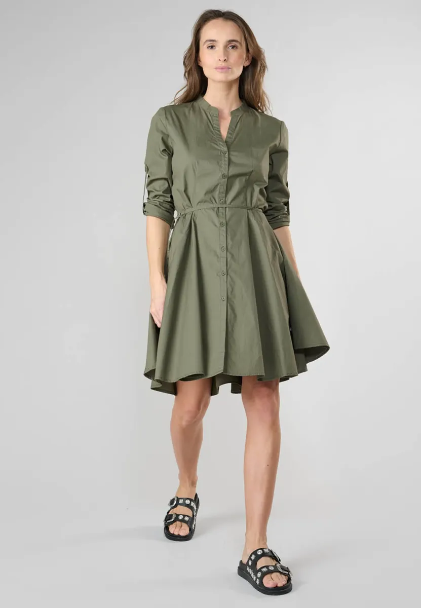 Платье из джерси Le Temps Des Cerises "CATLEYA", с практичной завязкой, зеленый
Платье из джерси Le Temps Des Cerises "CATLEYA", с практичной завязкой, зеленый