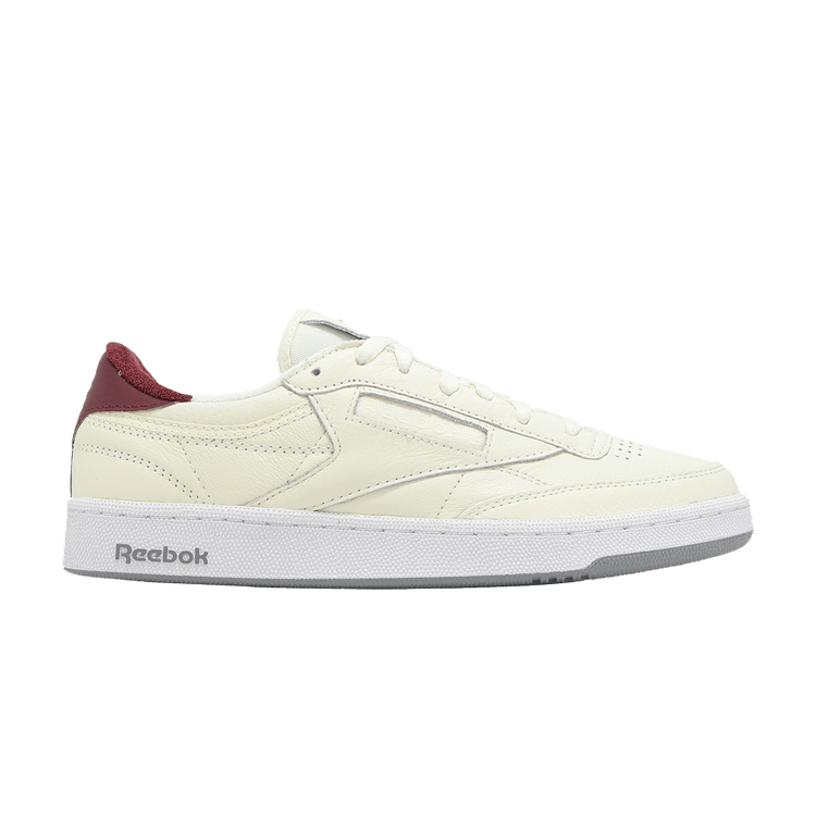 Кроссовки Reebok Club C 85 Vintage '40th Anniversary Pack - Chalk Classic Burgundy', кремовый 
Кроссовки Reebok Club C 85 Vintage '40th Anniversary Pack - Chalk Classic Burgundy', кремовый