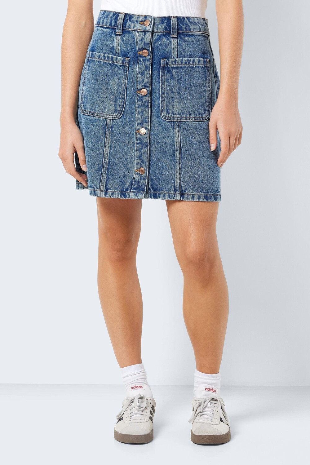 Джинсовая мини-юбка с карманами-карго Noisy May, синий
Джинсовая мини-юбка с карманами-карго Noisy May, синий