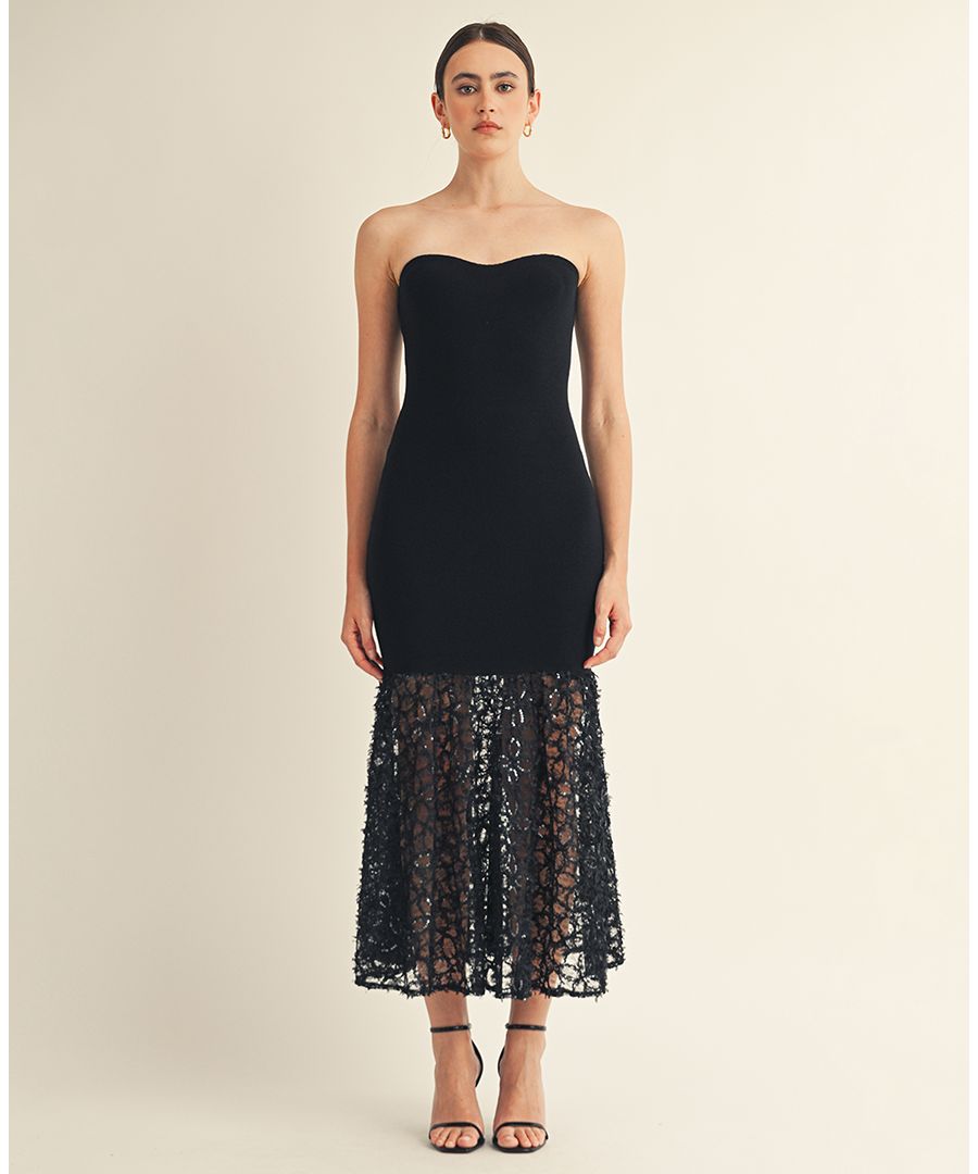 Женское длинное платье Delisia без бретелей с заниженной талией AROSE STUDIO, INC, Black
Женское длинное платье Delisia без бретелей с заниженной талией AROSE STUDIO, INC, Black