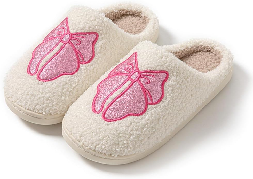 Рождественские тапочки для женщин и мужчин, милые мультяшные тапочки с Санта-Клаусом и пряничным домиком, теплые тапочки с эффектом памяти, уютные пушистые домашние тапочки для осени и зимы Behegtye, A15
Рождественские тапочки для женщин и мужчин, милые мультяшные тапочки с Санта-Клаусом и пряничным домиком, теплые тапочки с эффектом памяти, уютные пушистые домашние тапочки для осени и зимы Behegtye, A15