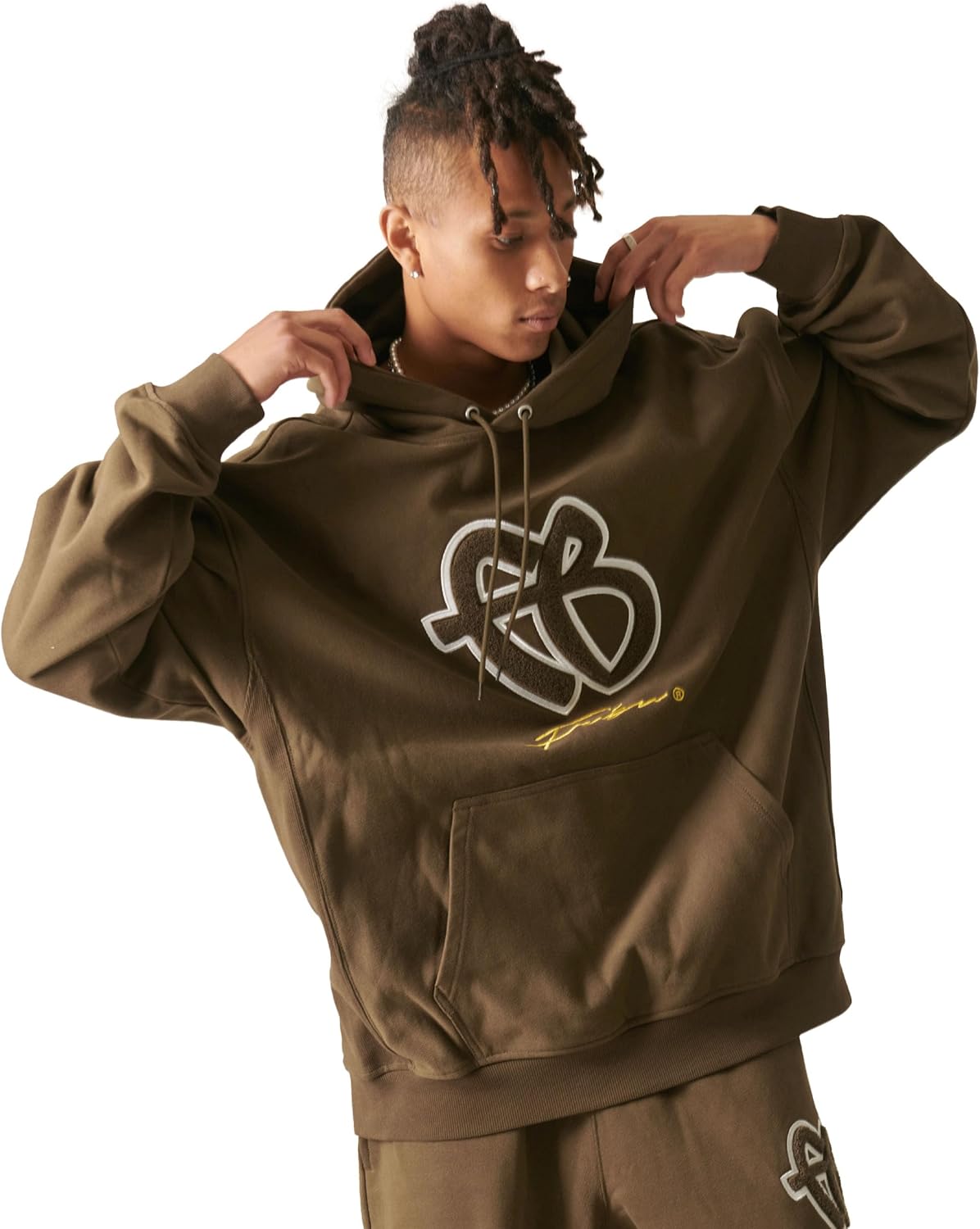 Худи FUBU Skateboard, мужская и женская флисовая толстовка с длинным рукавом и логотипом бренда, американский повседневный стиль, свободный крой, унисекс, коричневый
Худи FUBU Skateboard, мужская и женская флисовая толстовка с длинным рукавом и логотипом бренда, американский повседневный стиль, свободный крой, унисекс, коричневый