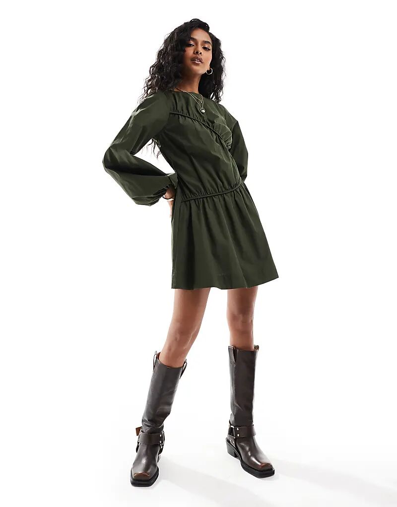 Мини-платье с асимметричными швами и сборками в цвете лесной зелени ASOS DESIGN
Мини-платье с асимметричными швами и сборками в цвете лесной зелени ASOS DESIGN