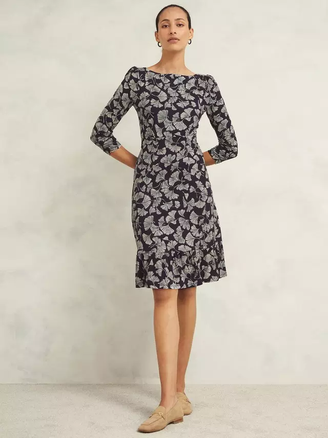 Платье Hobbs Petite Ginny Floral, цвет navy/cream 
Платье Hobbs Petite Ginny Floral, цвет navy/cream