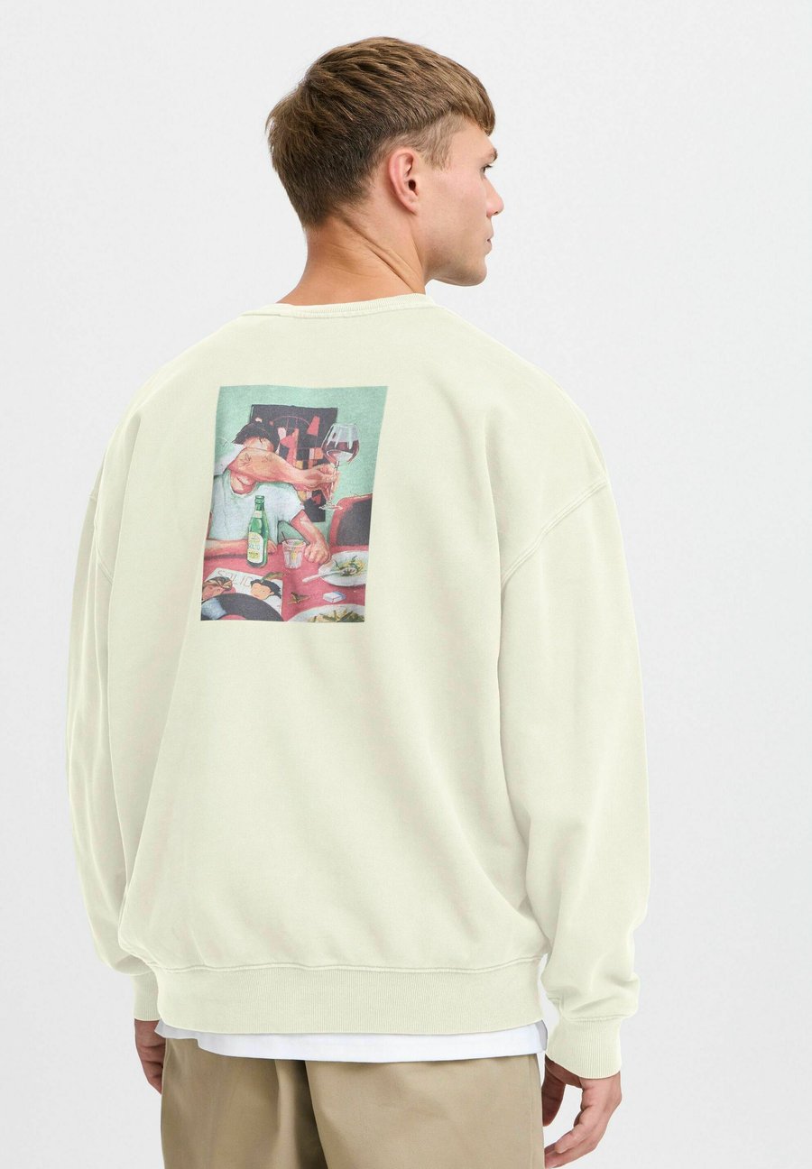 Толстовка Solid Sweatshirt, Pristine/White
Толстовка Solid Sweatshirt, Pristine/White