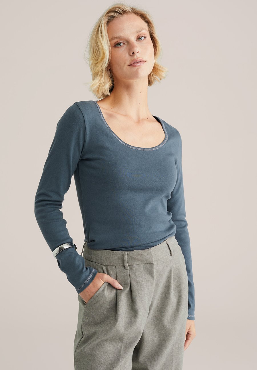 Топ WE Fashion Long sleeved top, Greyish Blue/Blue-Grey
Топ WE Fashion Long sleeved top, Greyish Blue/Blue-Grey