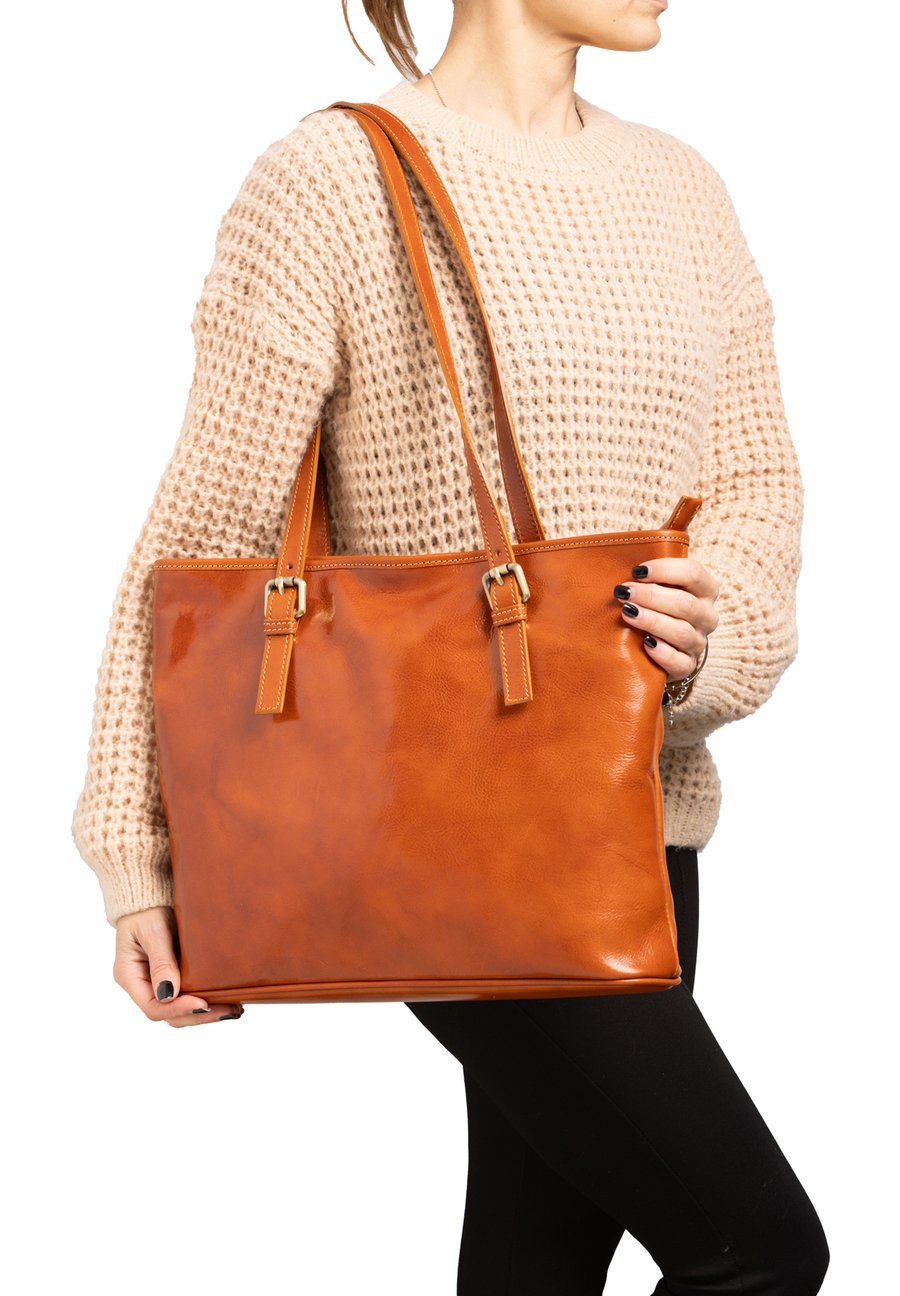 Сумка-шоппер Chiara Ferretti Tote bag, Cognac
Сумка-шоппер Chiara Ferretti Tote bag, Cognac