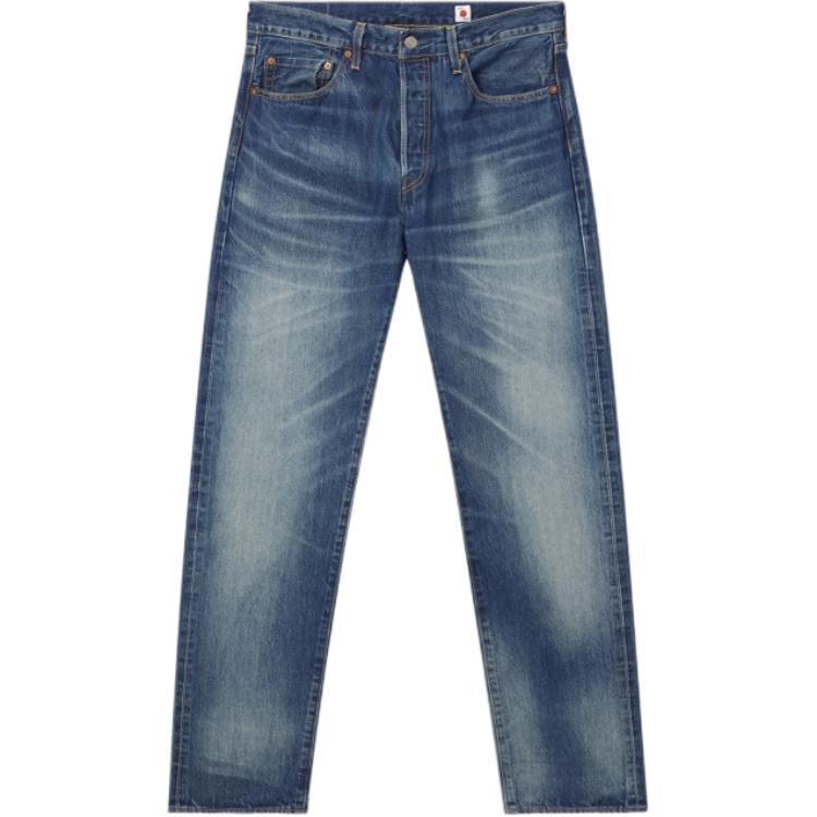 Стиранные синие джинсы Levi's 501, произведено в Японии, 1980-е
Стиранные синие джинсы Levi's 501, произведено в Японии, 1980-е