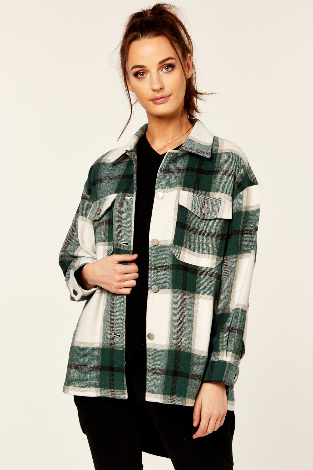 Рубашка в клетку с большими карманами Gini London, зеленый
Рубашка в клетку с большими карманами Gini London, зеленый