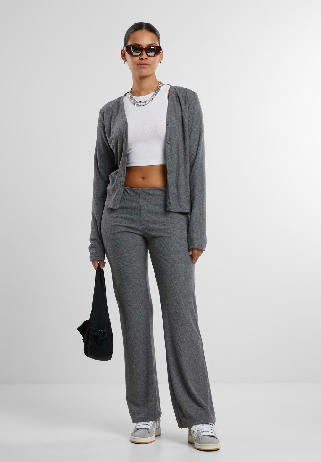 Кардиган Urban Classics, темно-серый
Кардиган Urban Classics, темно-серый