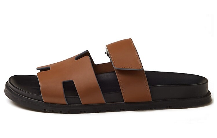 Мужские шлепанцы Hermes, коричневый
Мужские шлепанцы Hermes, коричневый