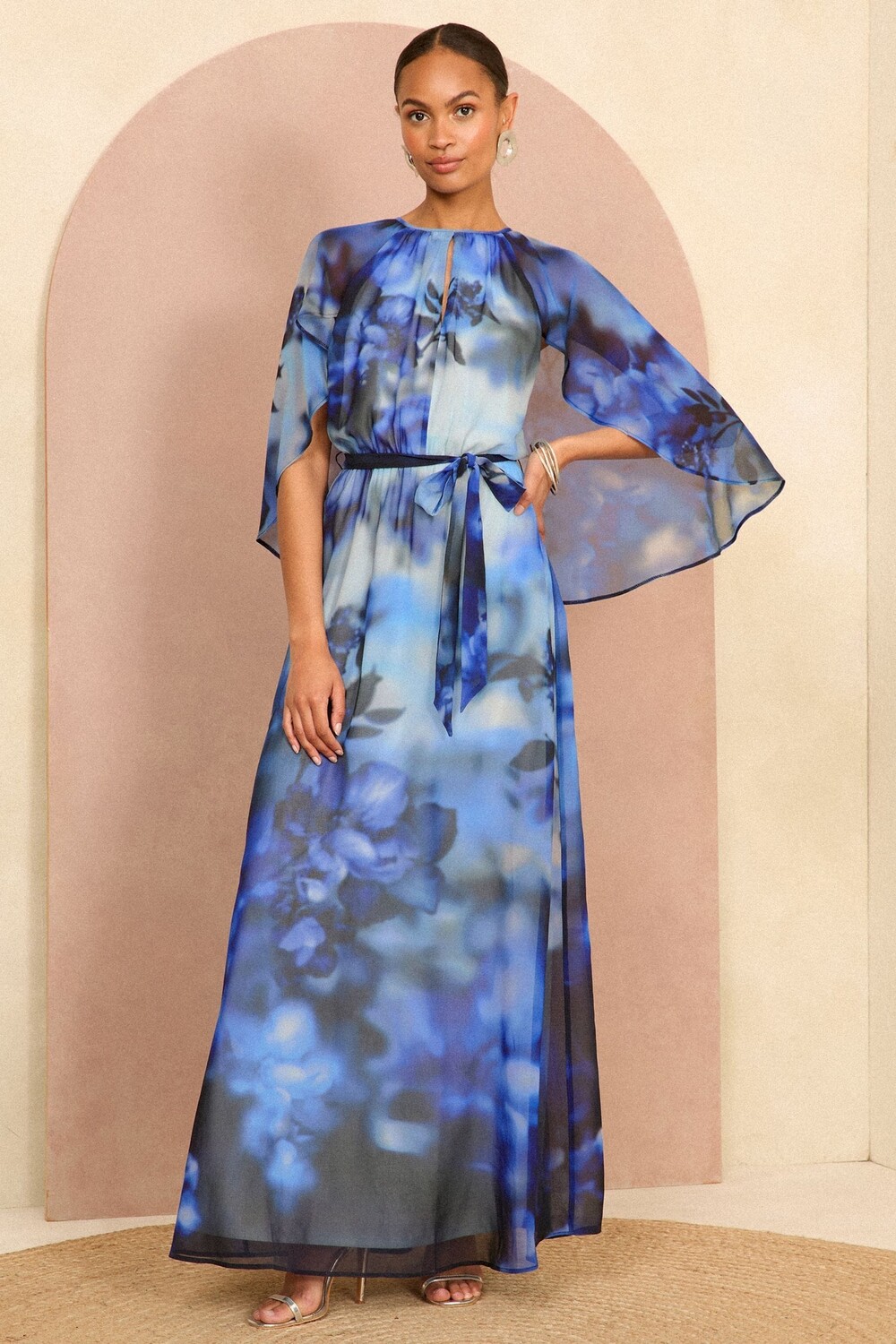 Платье накидка макси с принтом Love & Roses, синий
Платье накидка макси с принтом Love & Roses, синий