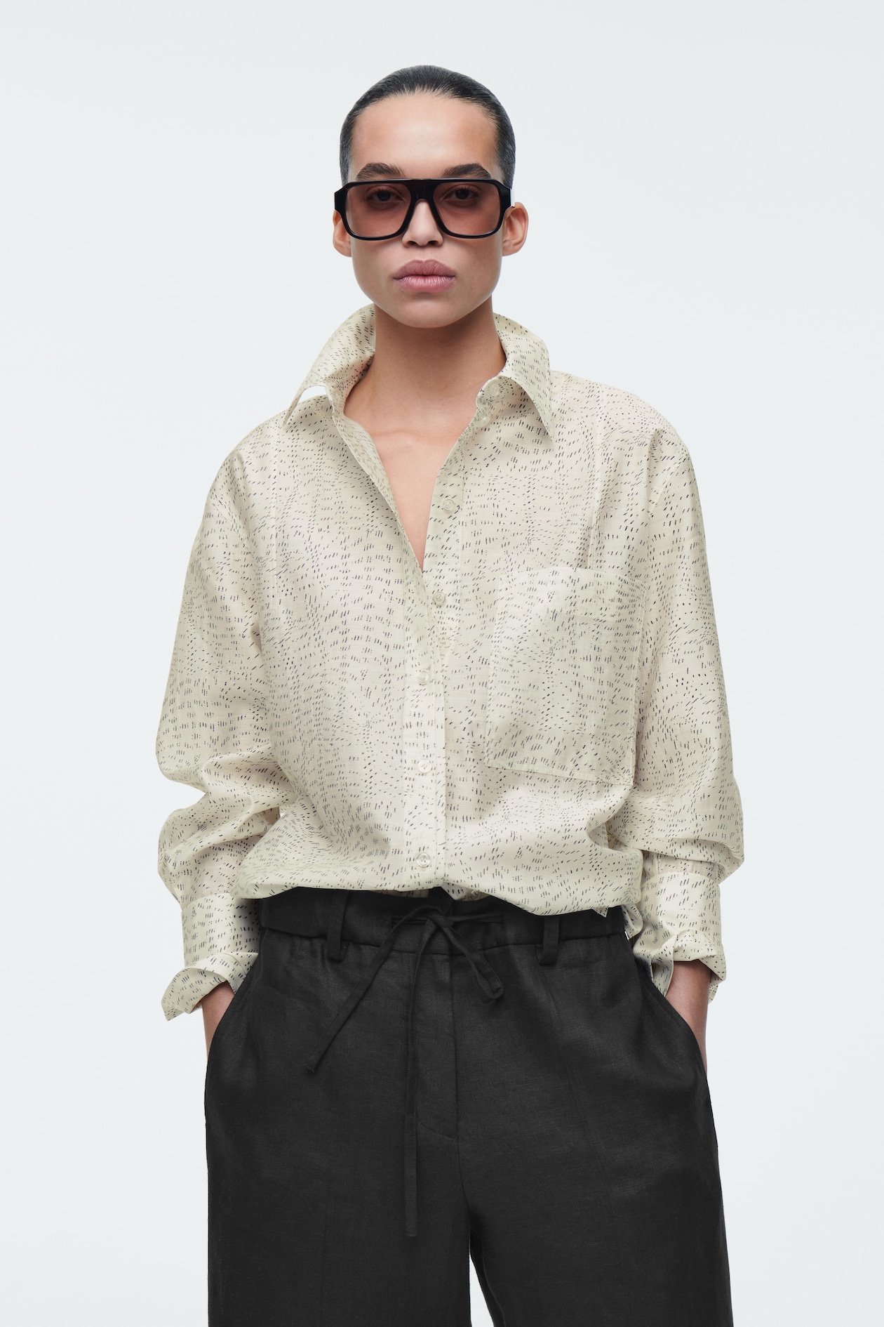 Рубашка с тонким рисунком COS, цвет Szampański/Wzór
Рубашка с тонким рисунком COS, цвет Szampański/Wzór