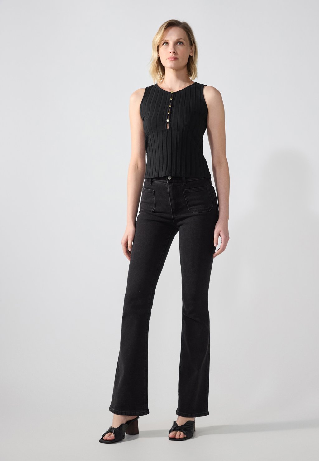 Топ Anna Field, черный
Топ Anna Field, черный