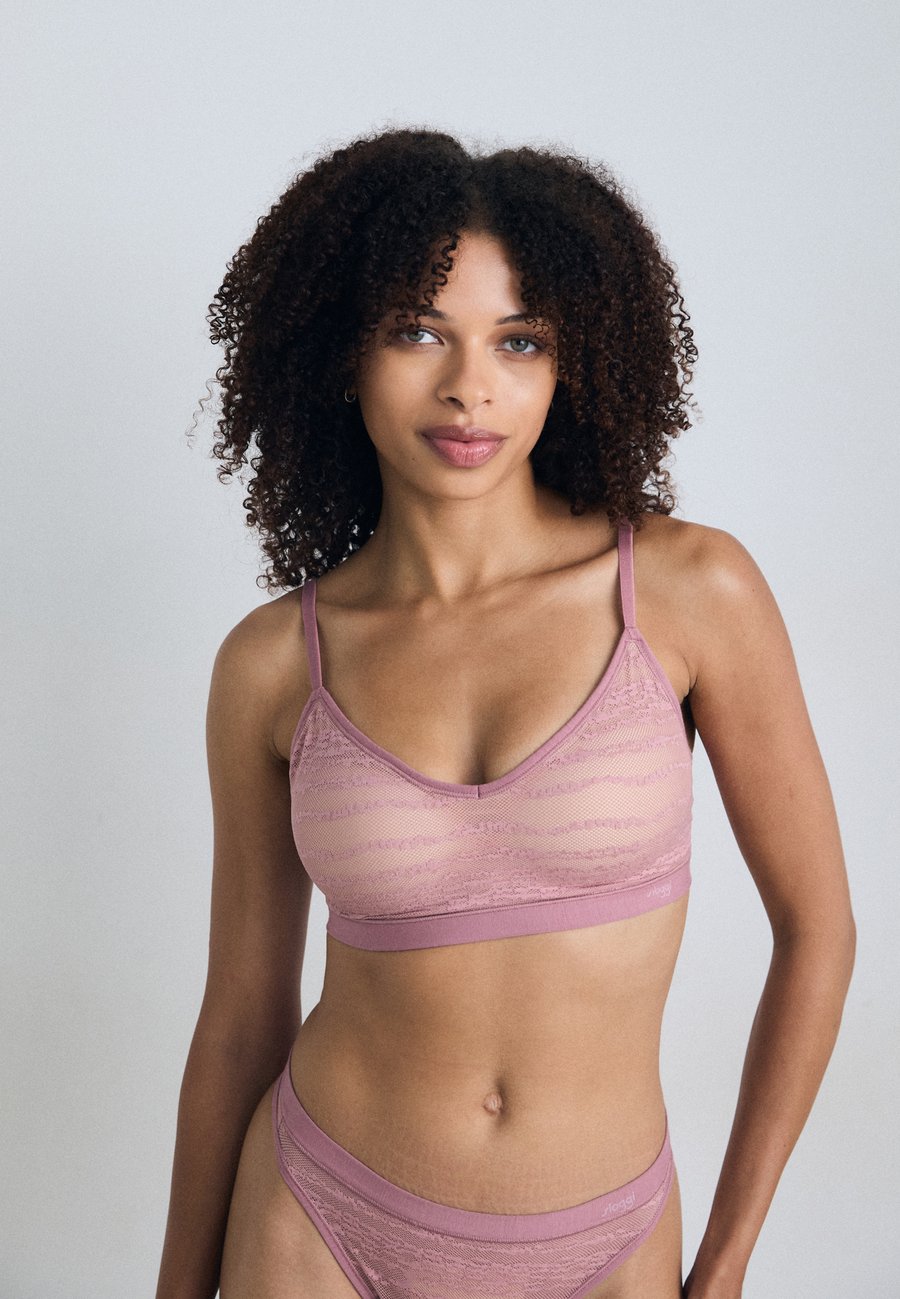 Бюстгальтер Sloggi FREE EVOLVE, Date Night Pink/Pink
Бюстгальтер Sloggi FREE EVOLVE, Date Night Pink/Pink