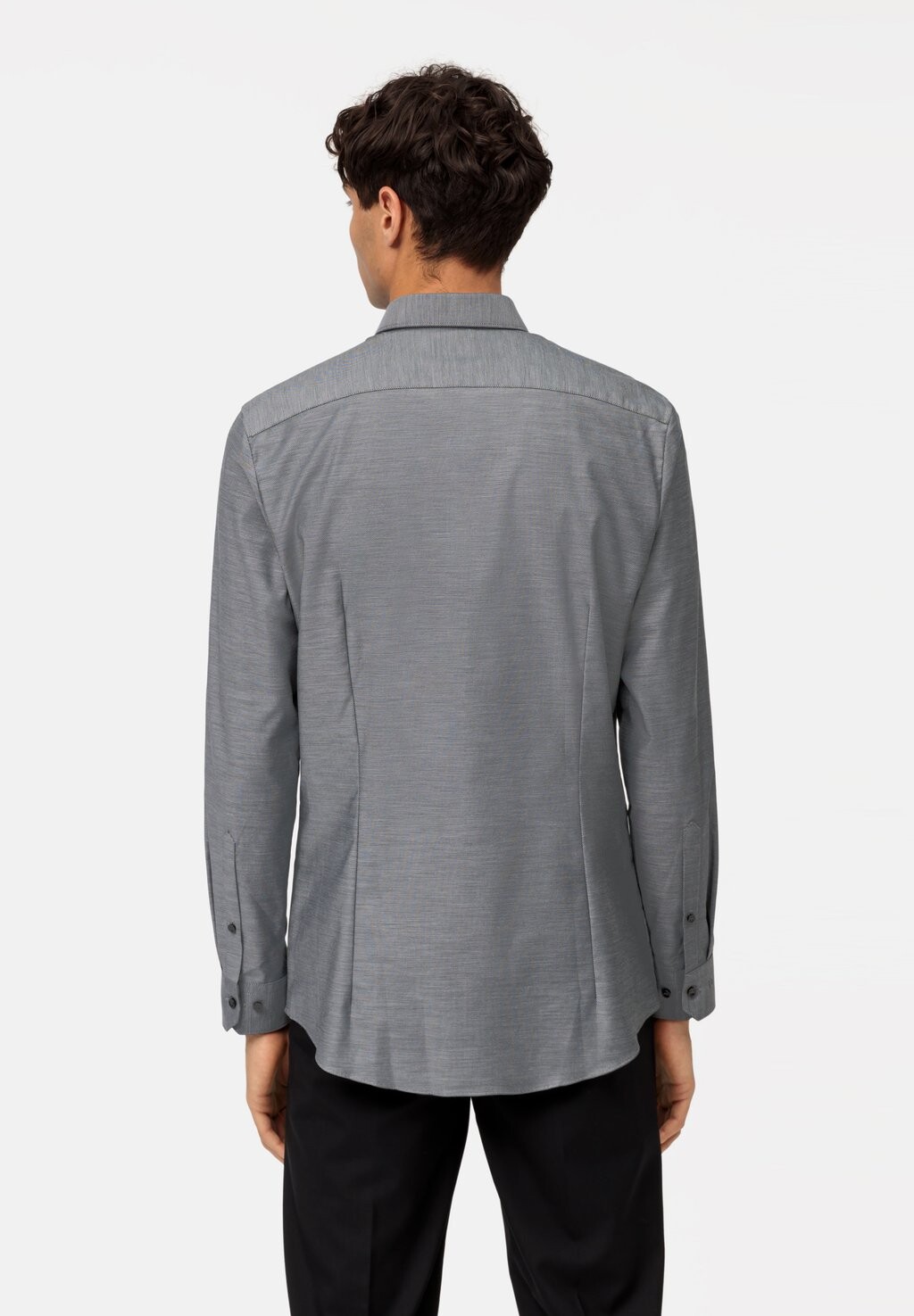 Официальная рубашка SUPER SLIM OLYMP No. Six, черный
Официальная рубашка SUPER SLIM OLYMP No. Six, черный