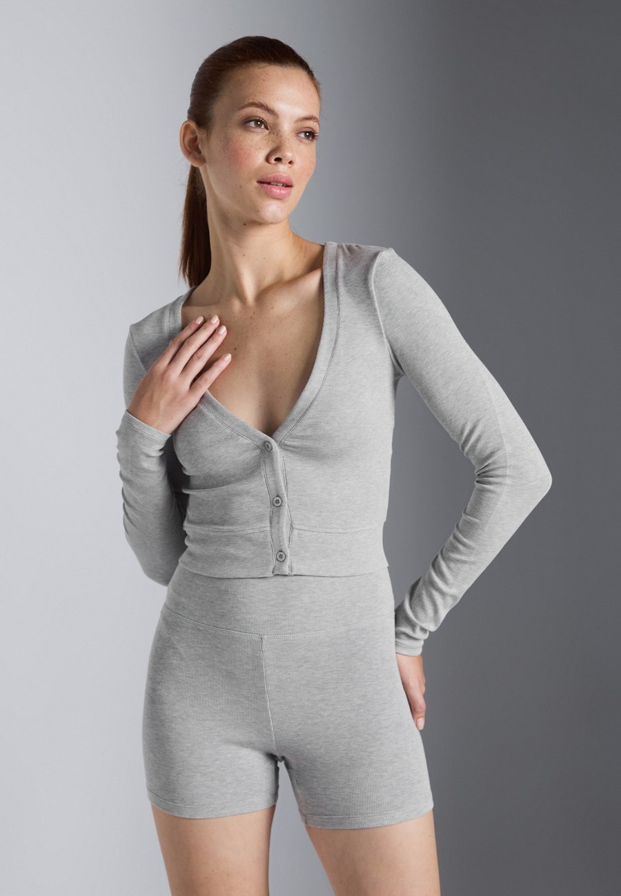 Кардиган Even&Odd active LONG SLEEVE SPORTS CARDIGAN WITH BUTTON UP FRONT, Mottled Light Grey
Кардиган Even&Odd active LONG SLEEVE SPORTS CARDIGAN WITH BUTTON UP FRONT, Mottled Light Grey